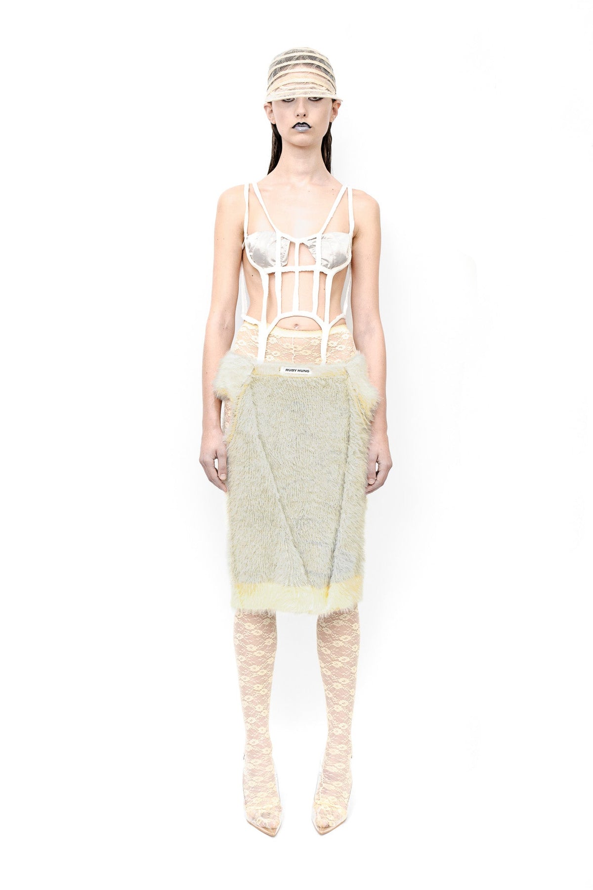 Tone cutout pencil skirt