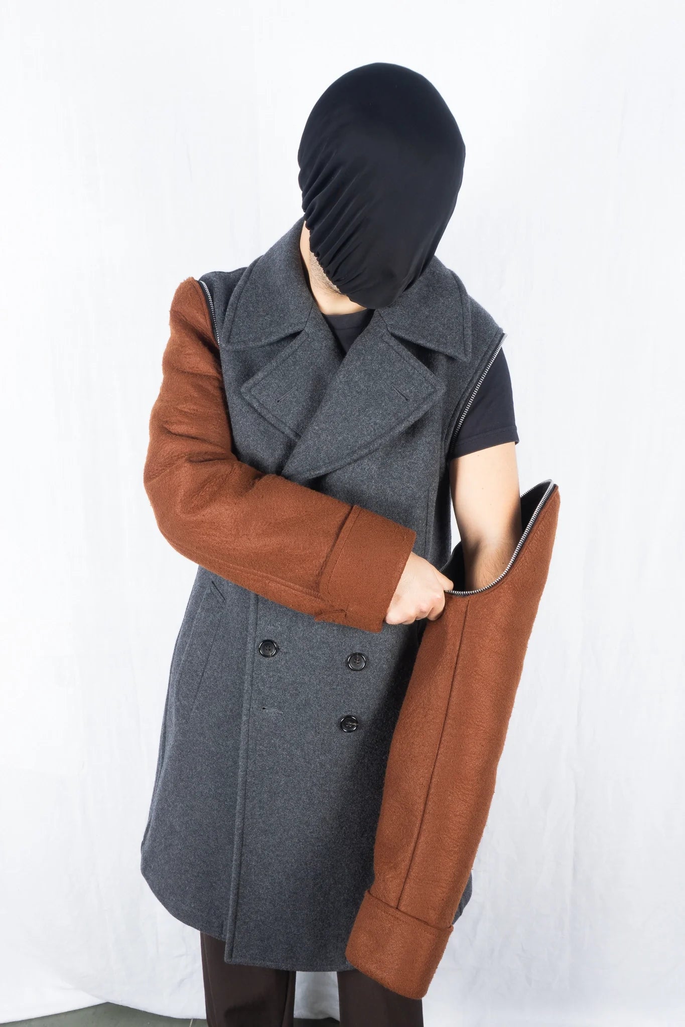 Comme des garçons homme plus a/w 2022 sculpted peacoat
