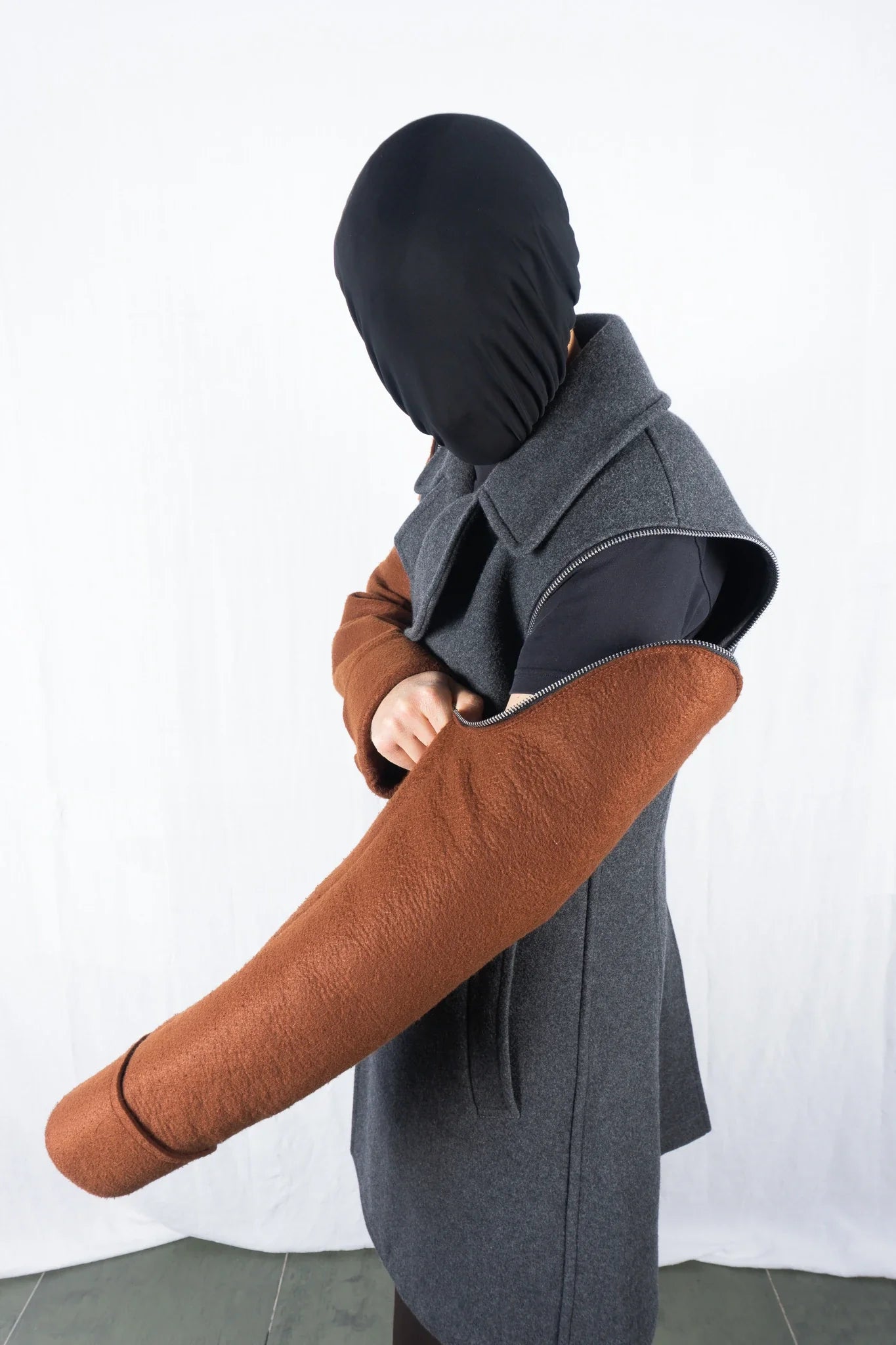 Comme des garçons homme plus a/w 2022 sculpted peacoat