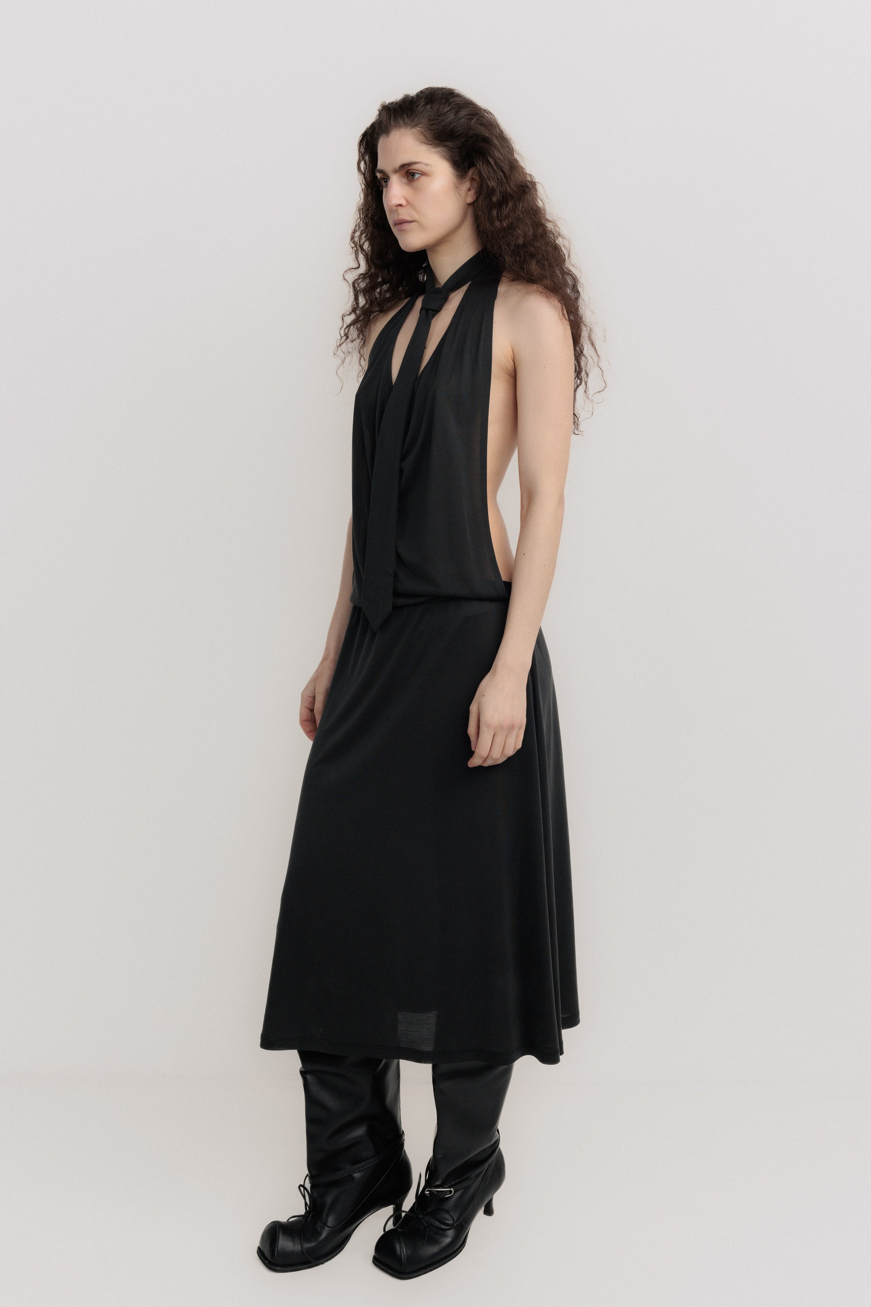 Backless tie dress