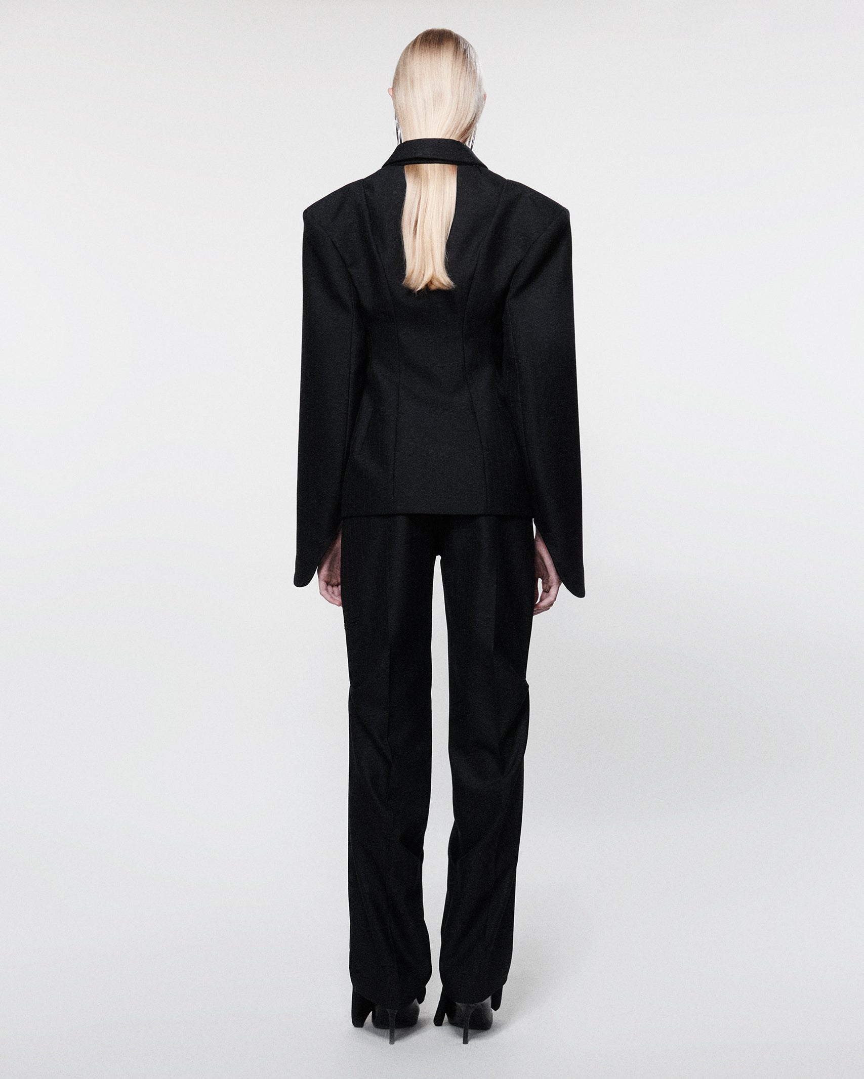 Inverse tailored jacket black