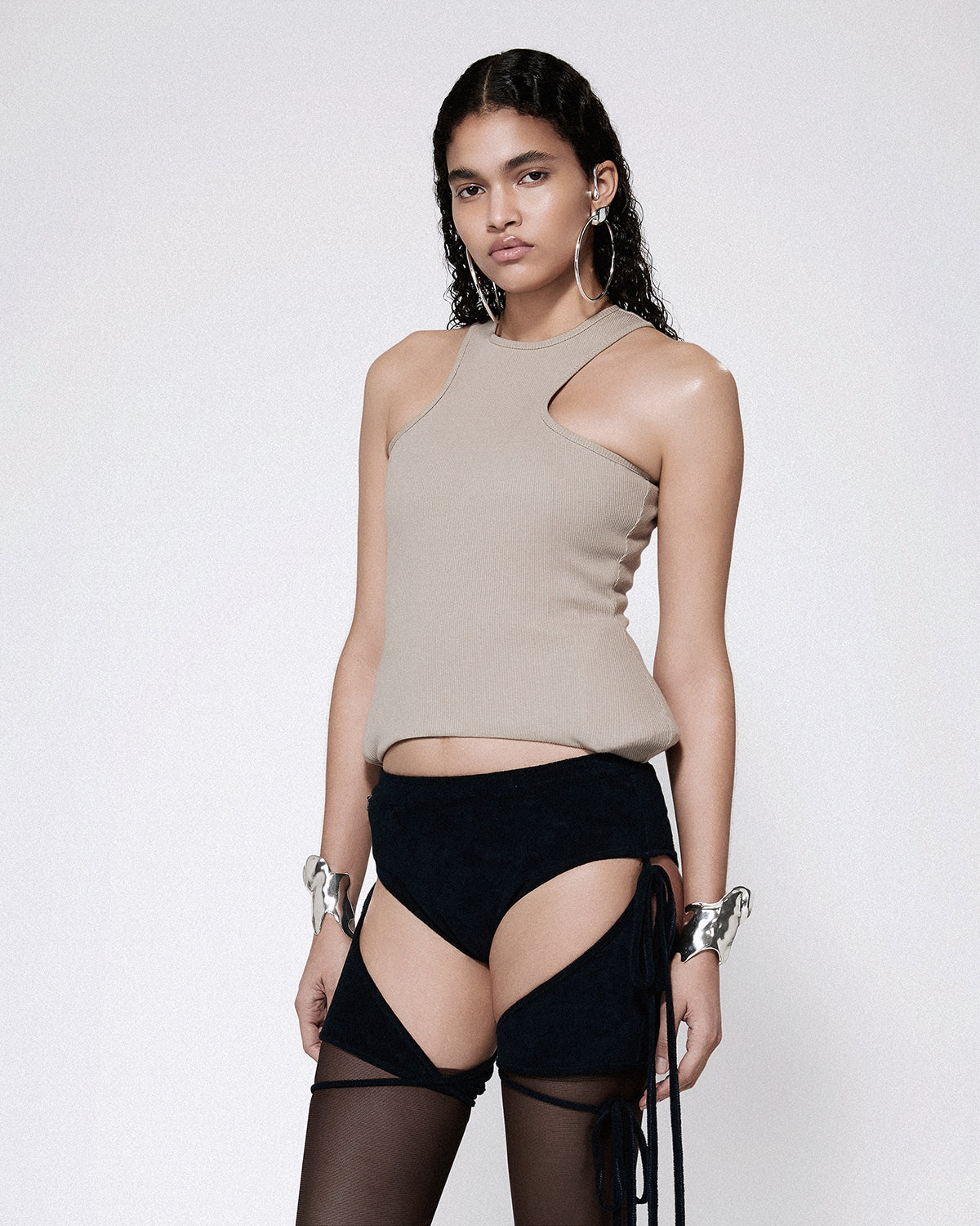 Modified rib tank taupe