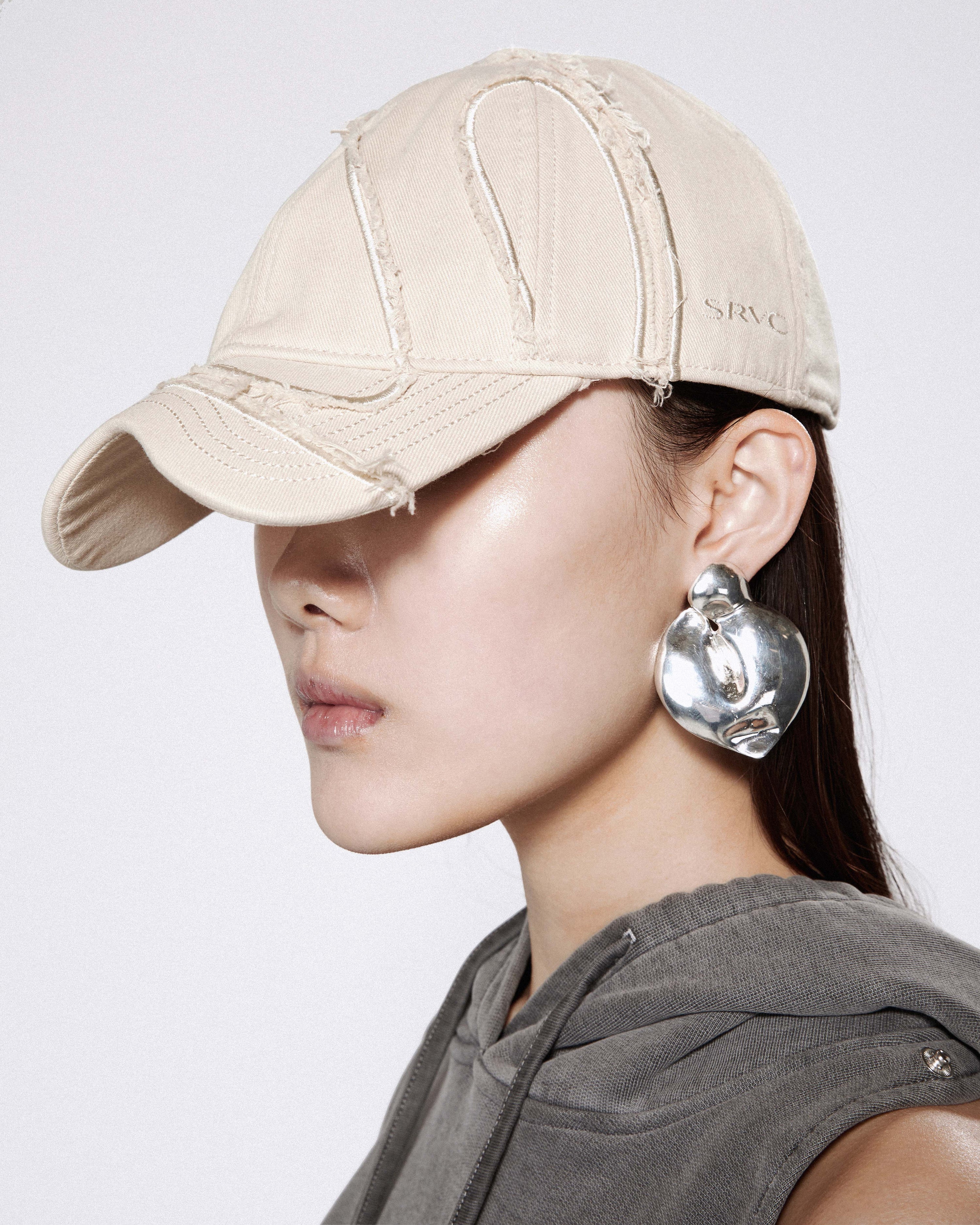 Bella cap stone