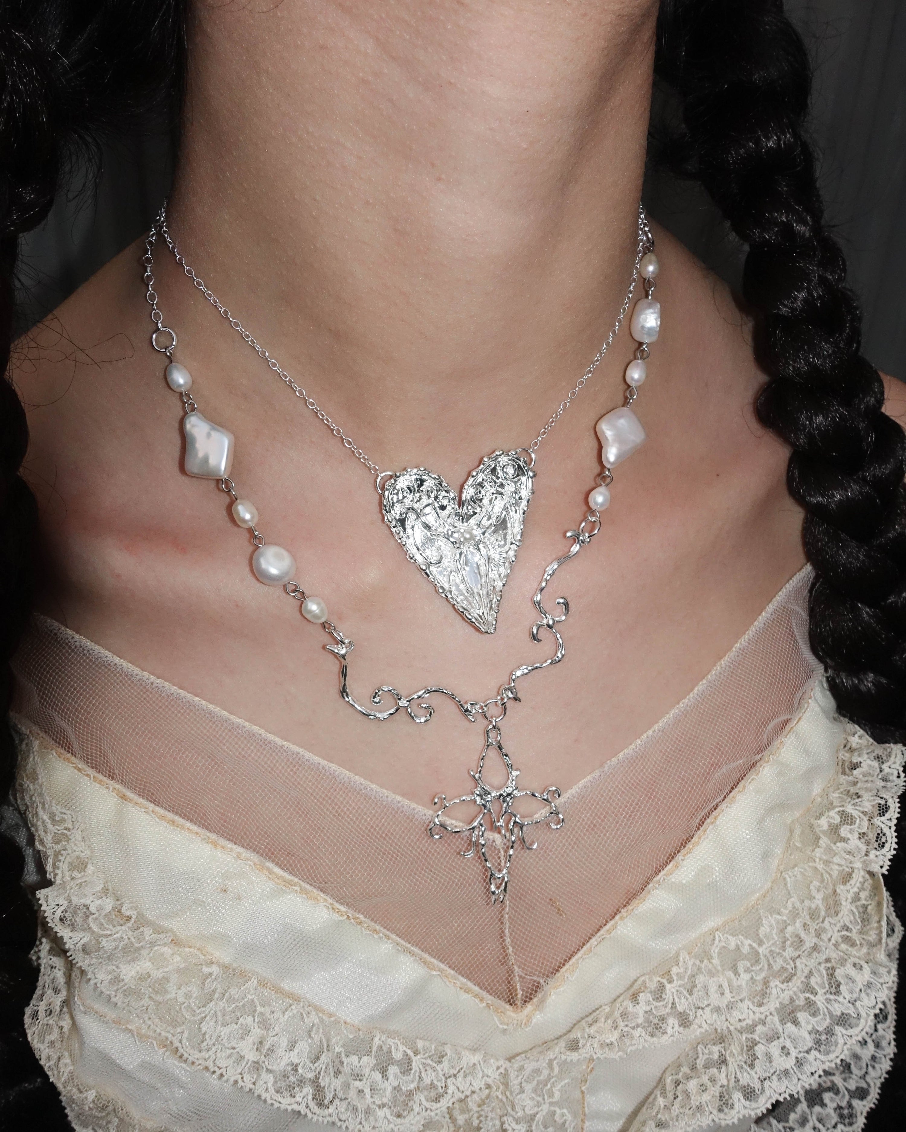 Maidenheart pendant