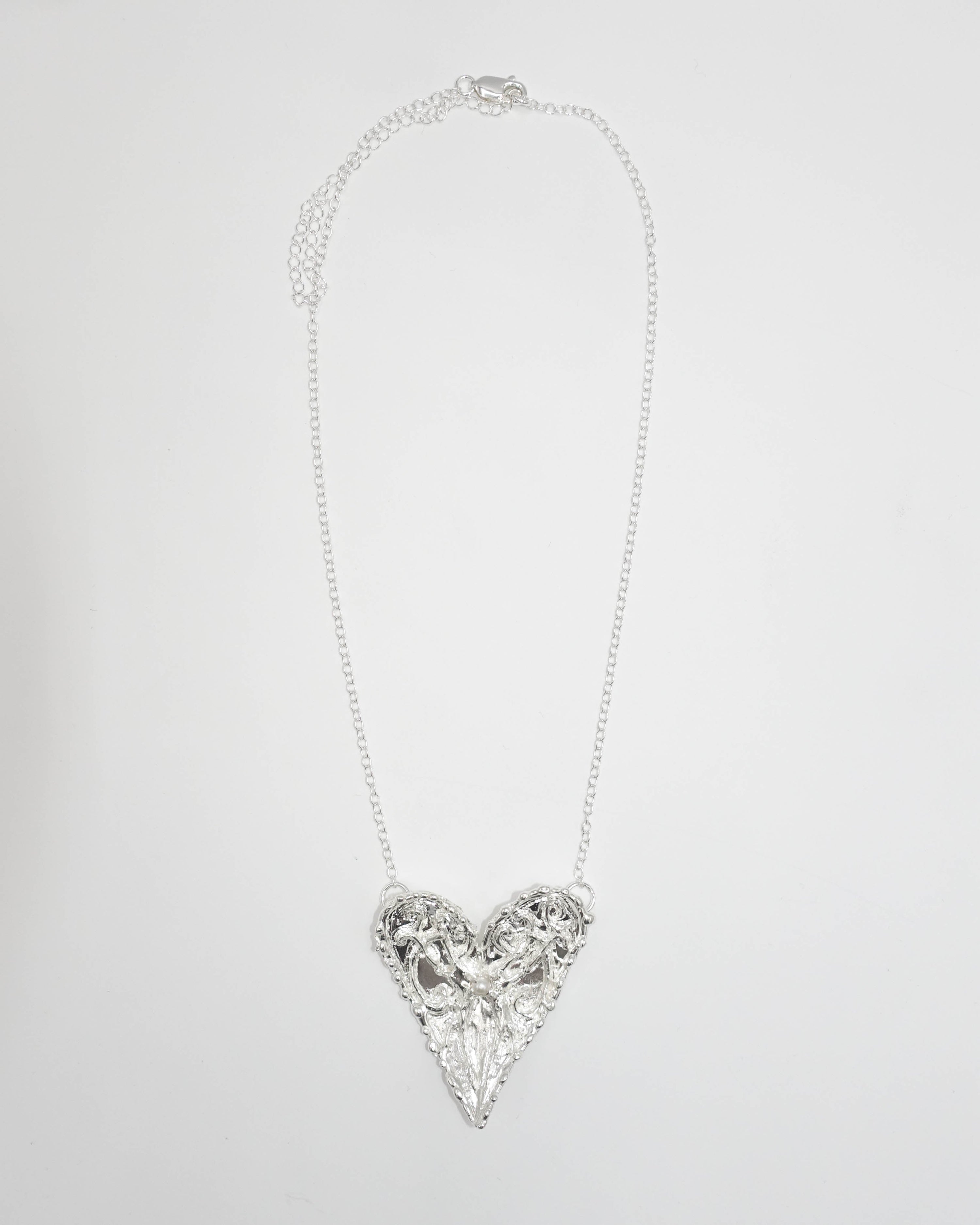 Maidenheart pendant