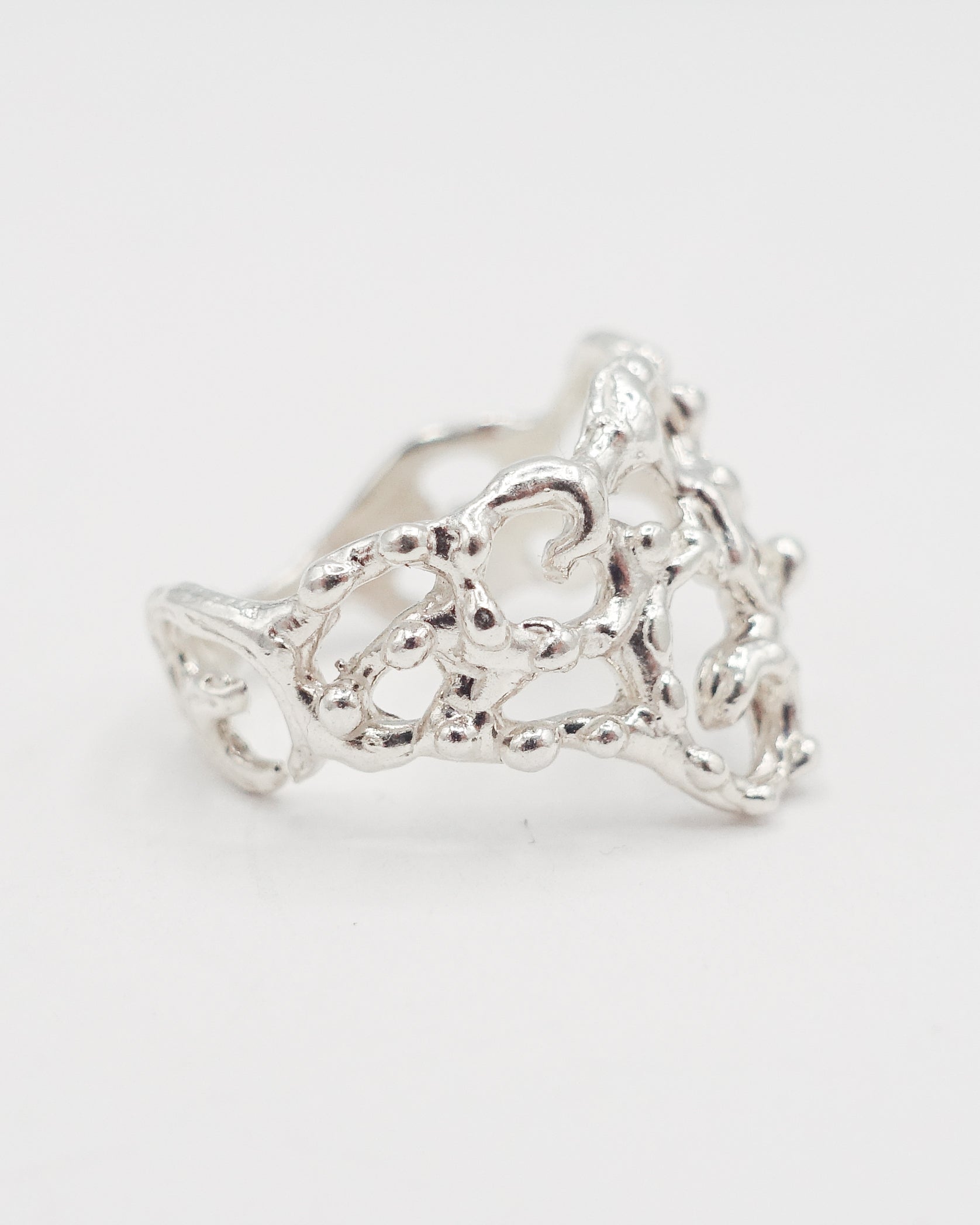 Minuet ring