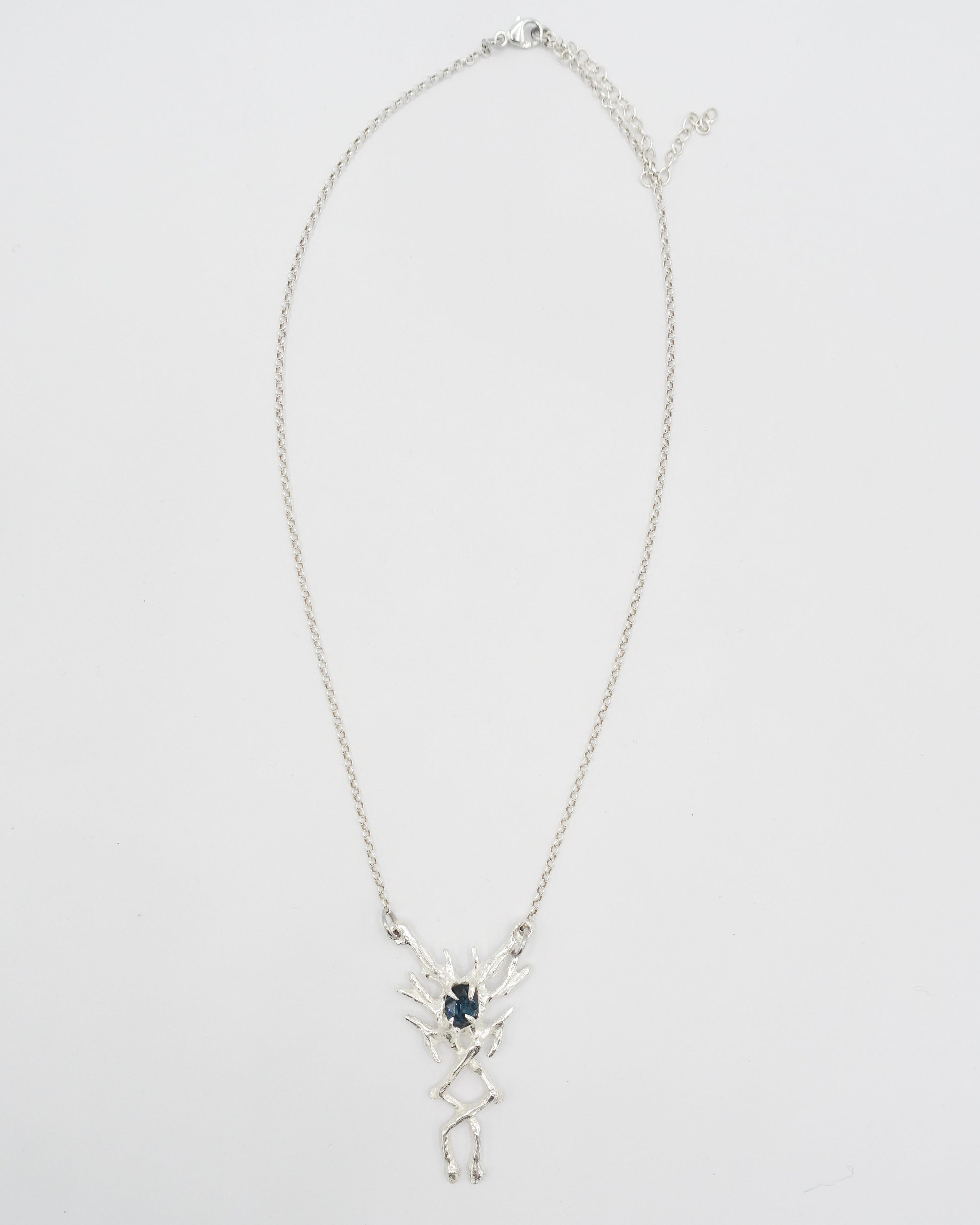 Thea pendant