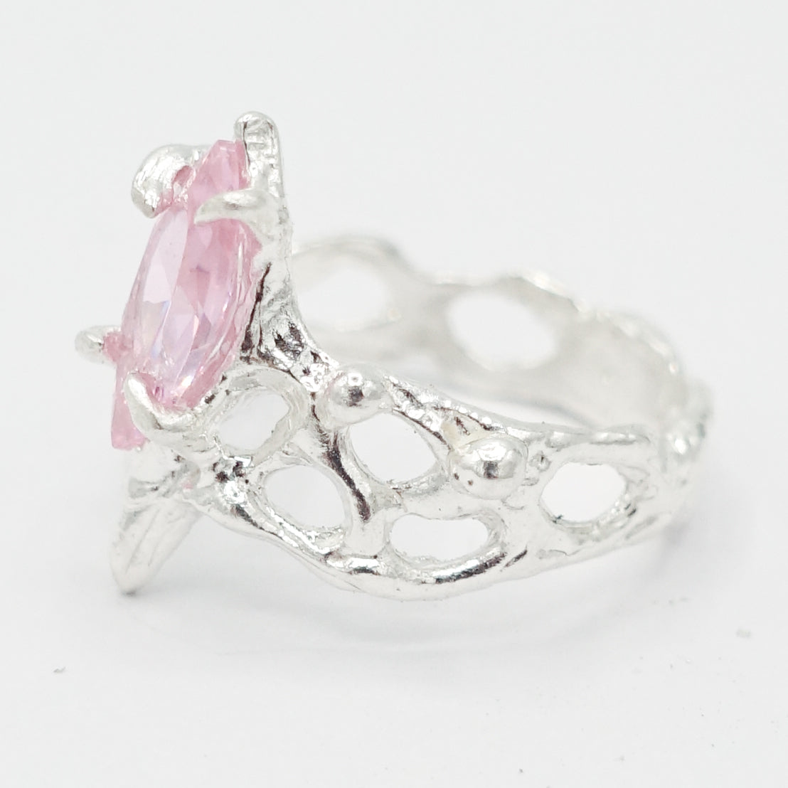 Daphne ring pink