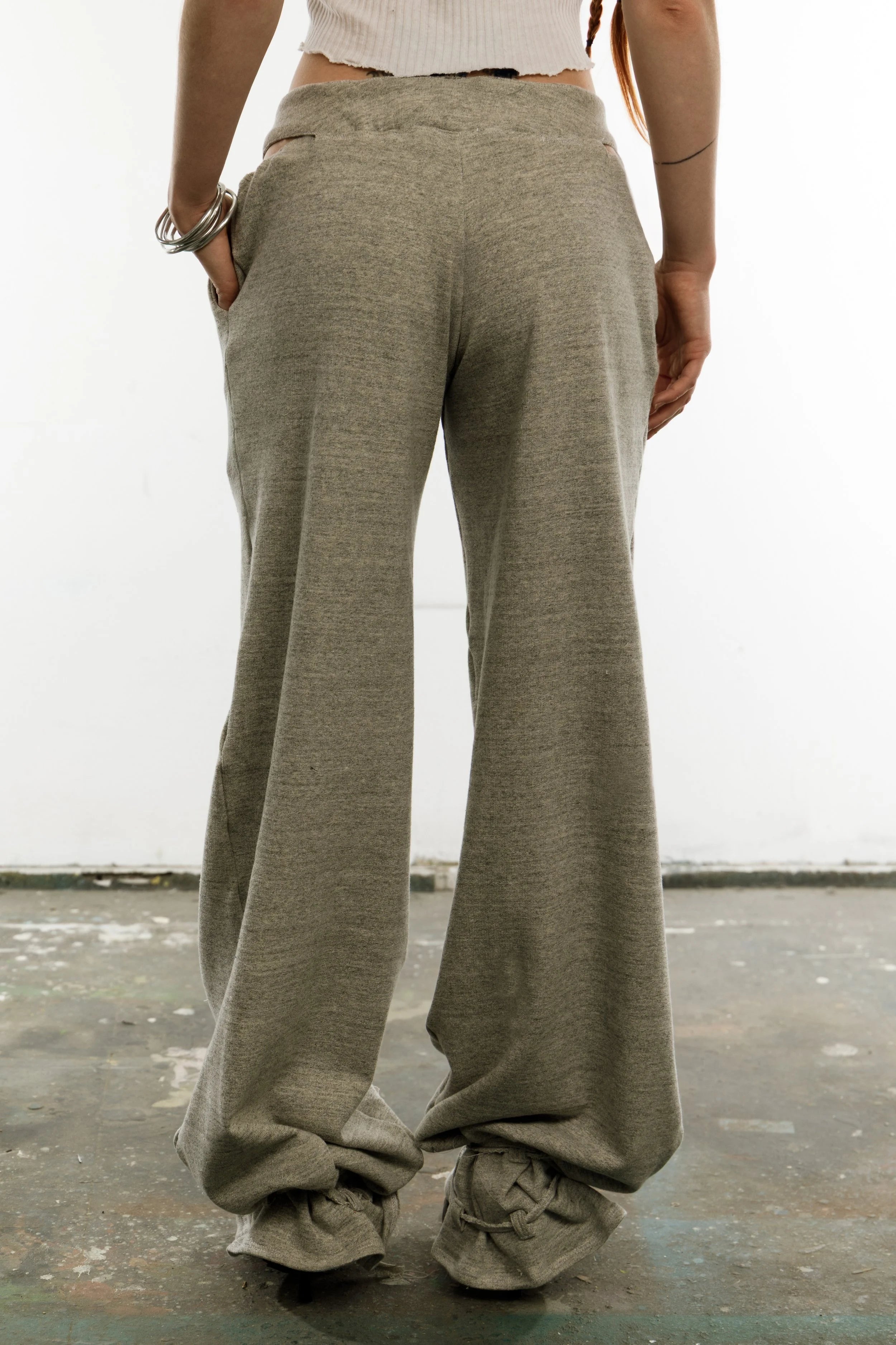 Signature sweatpants- grey