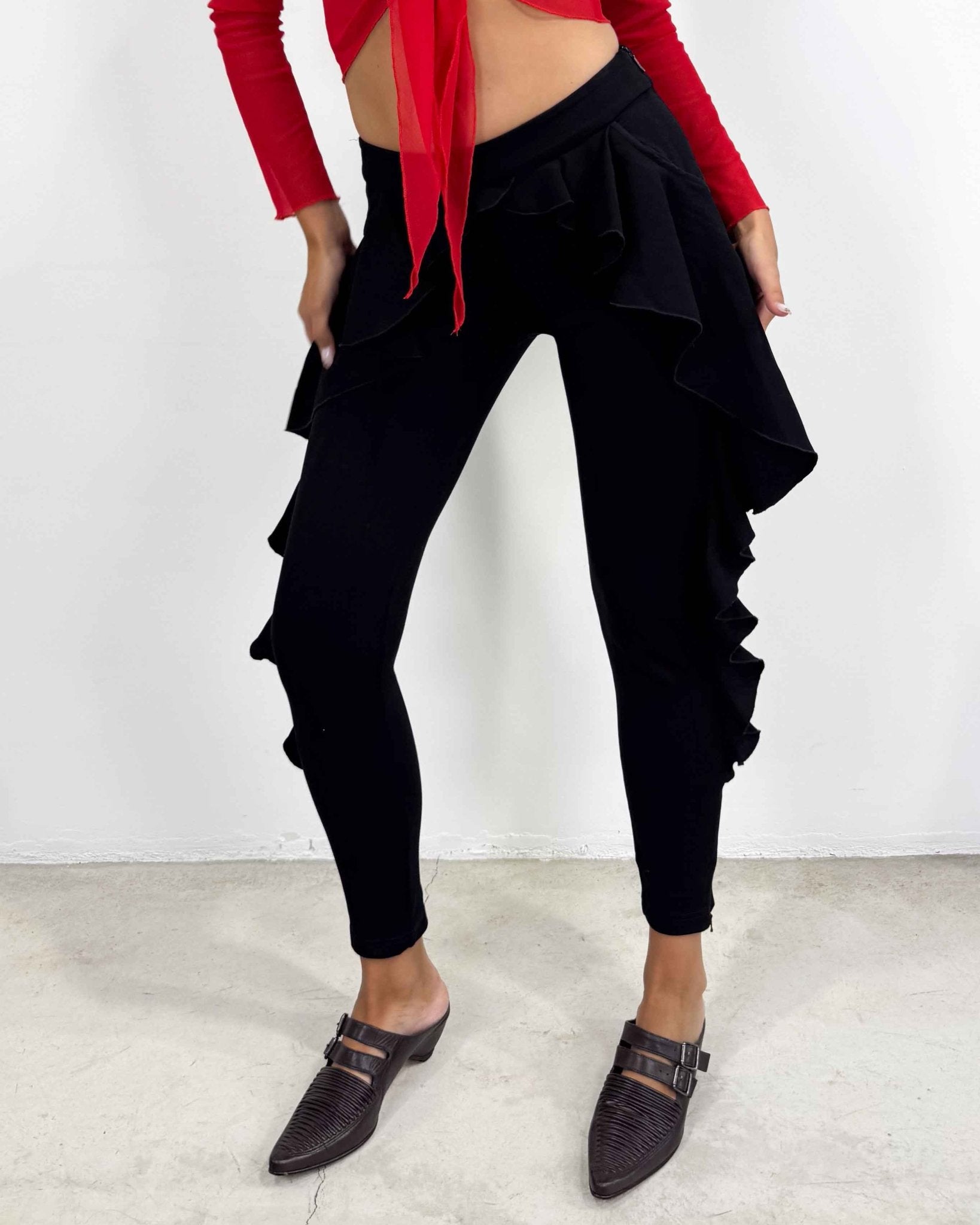 The albane leather mules
