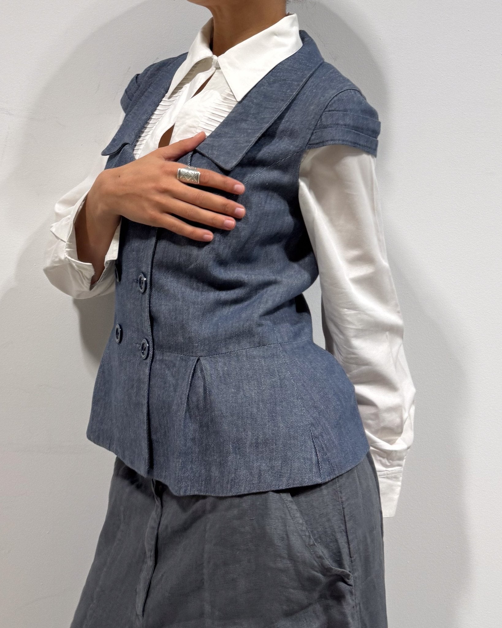 The alicia vest