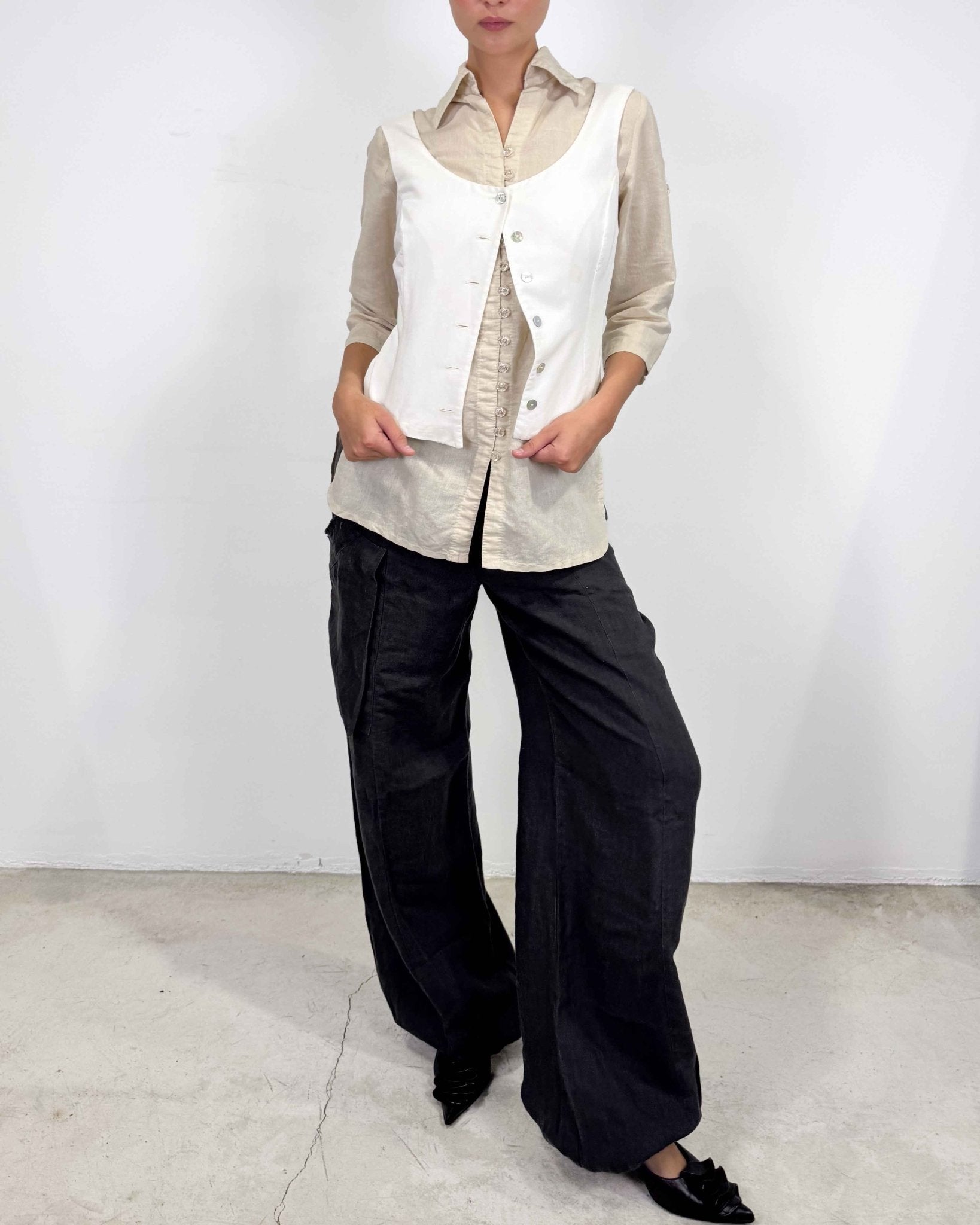 The casilda vest