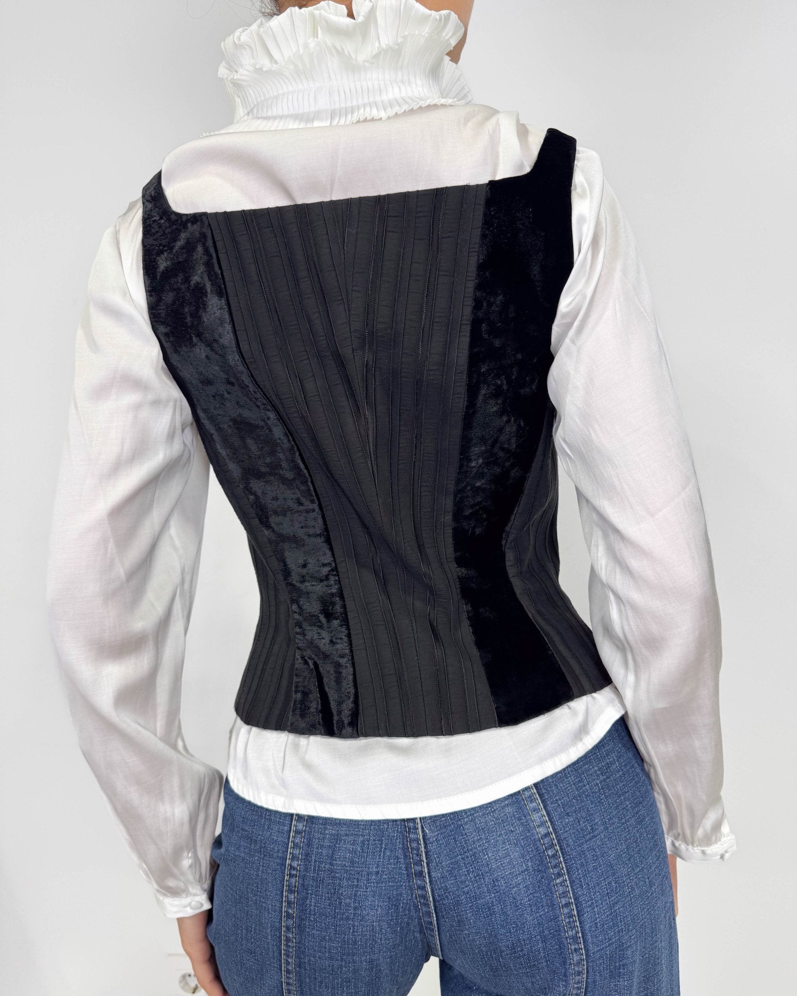 The dilara corset