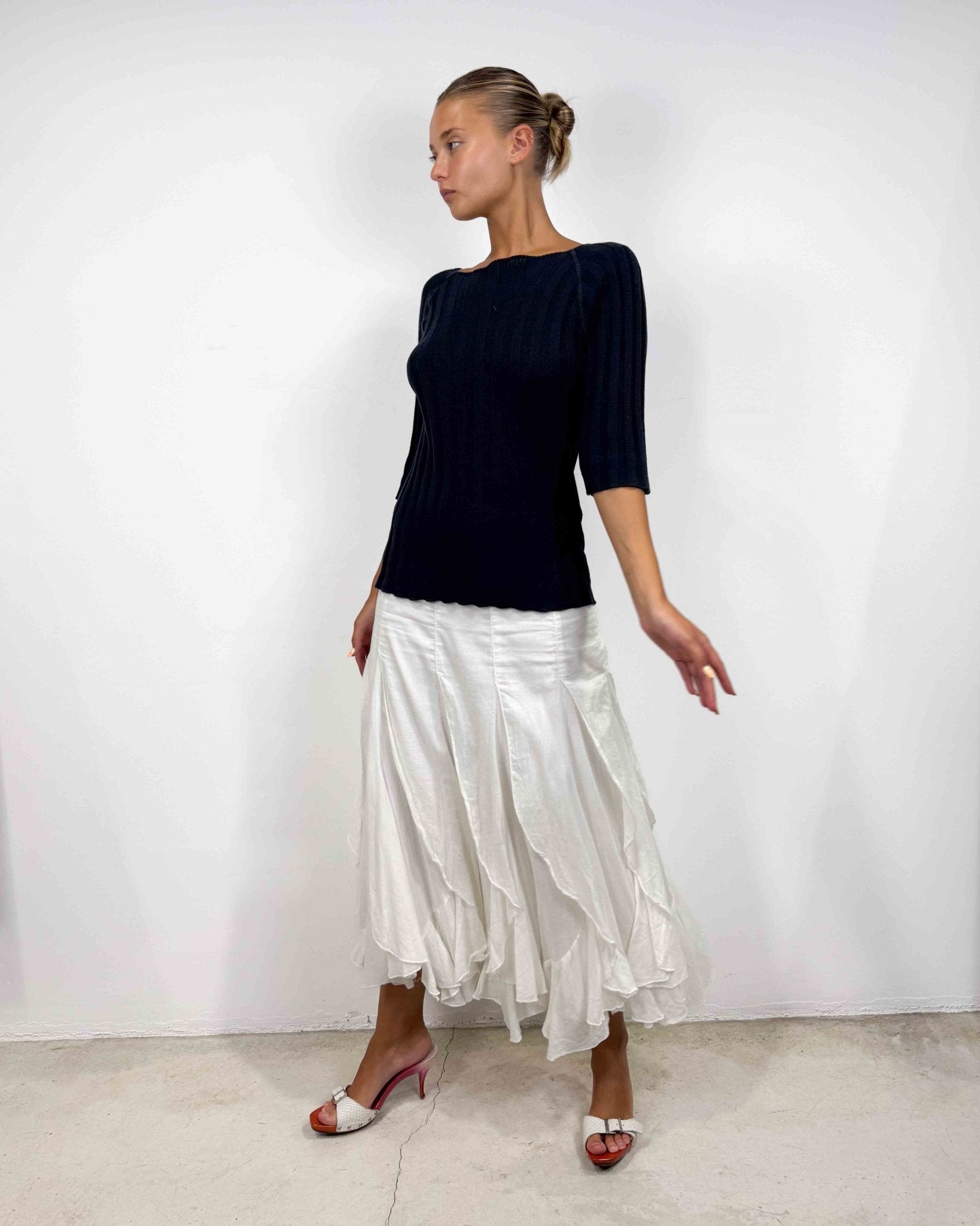 The dolly top
