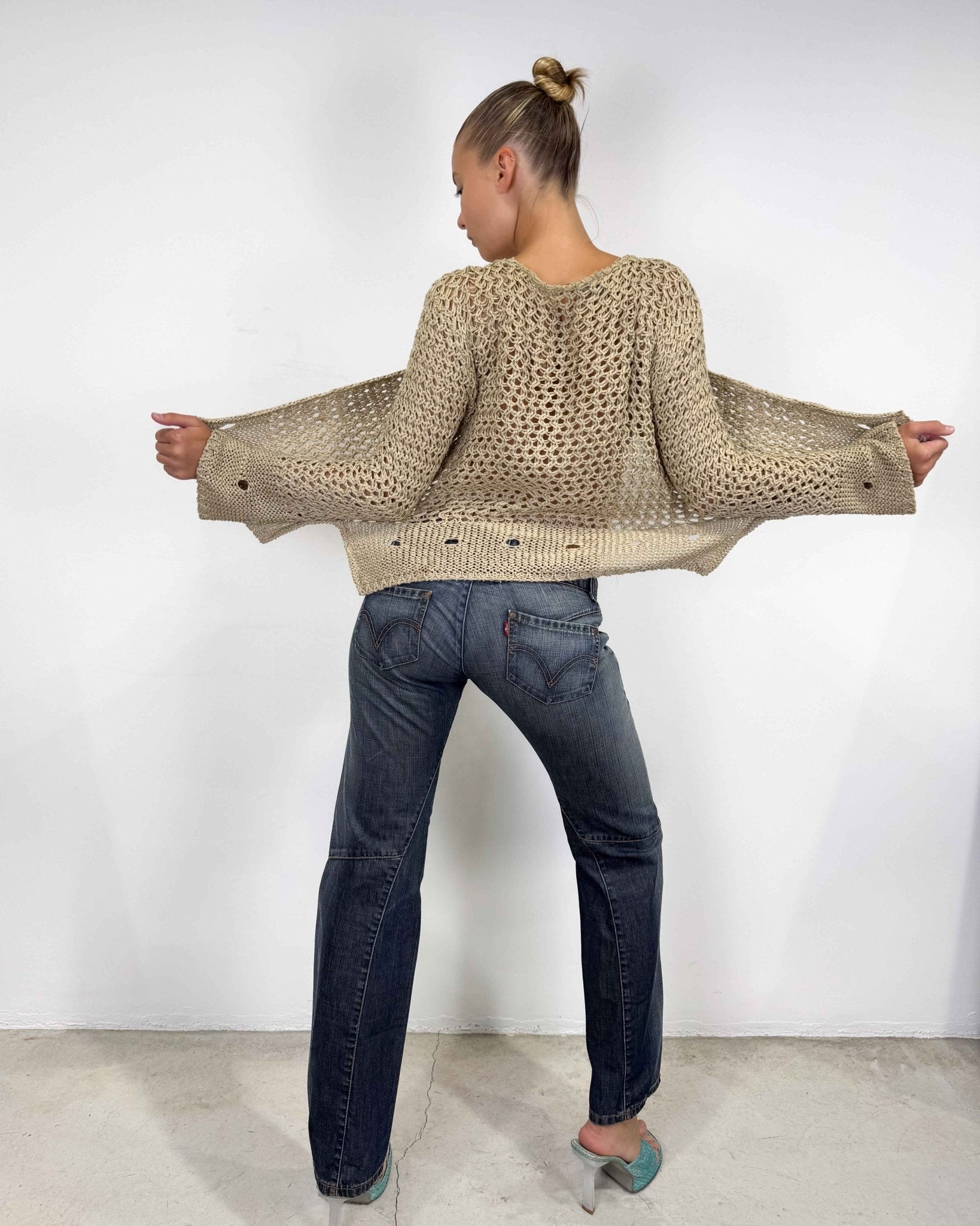 The eli top