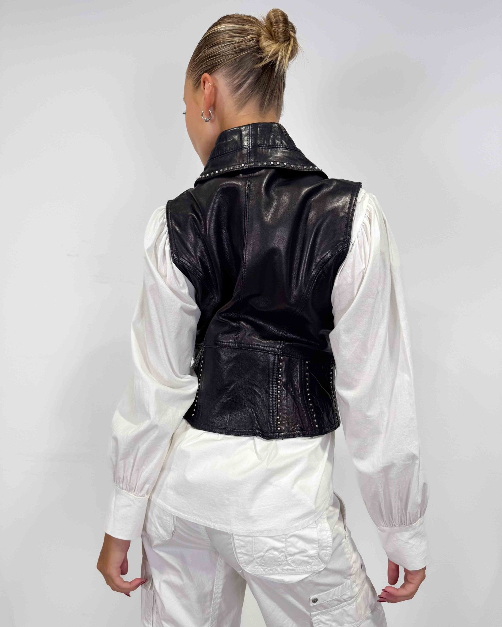 The emi leather vest