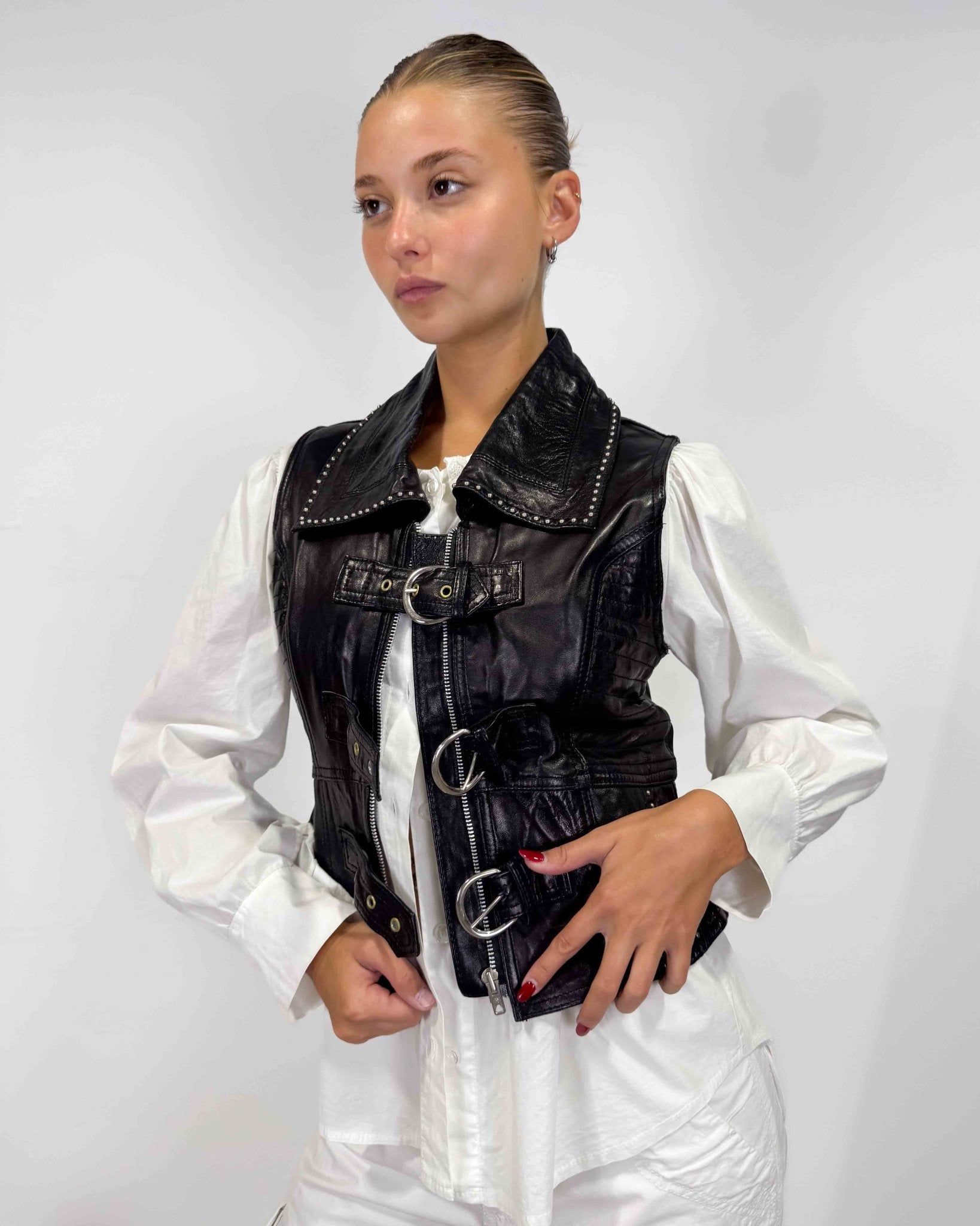 The emi leather vest