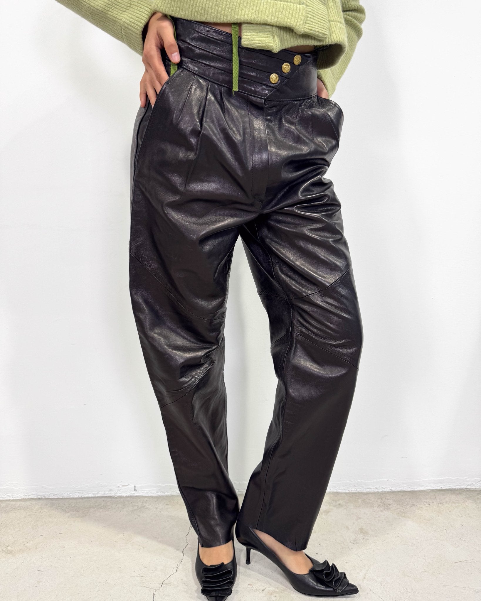 The lidia leather pants