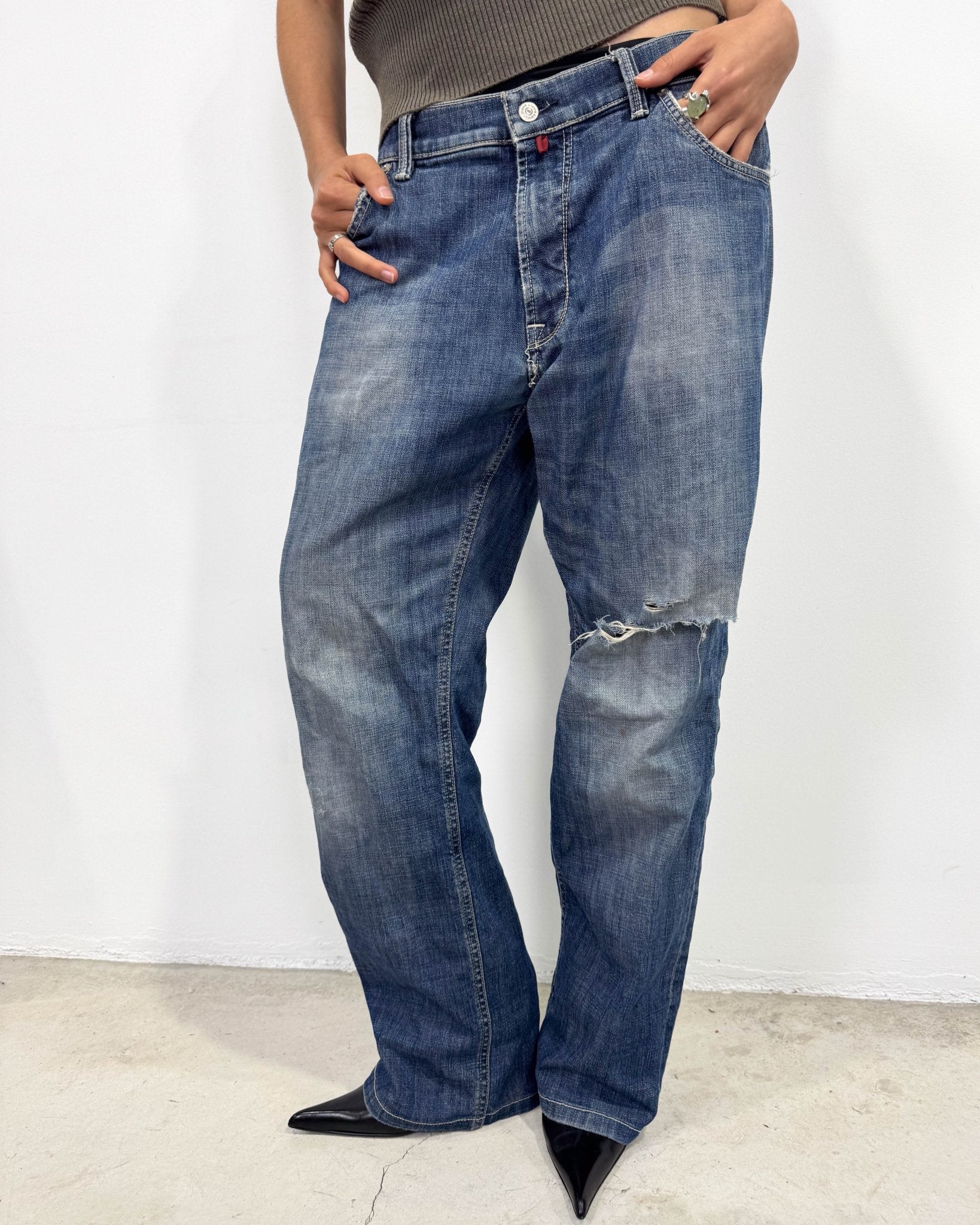 The lisa pants by pierre cardin