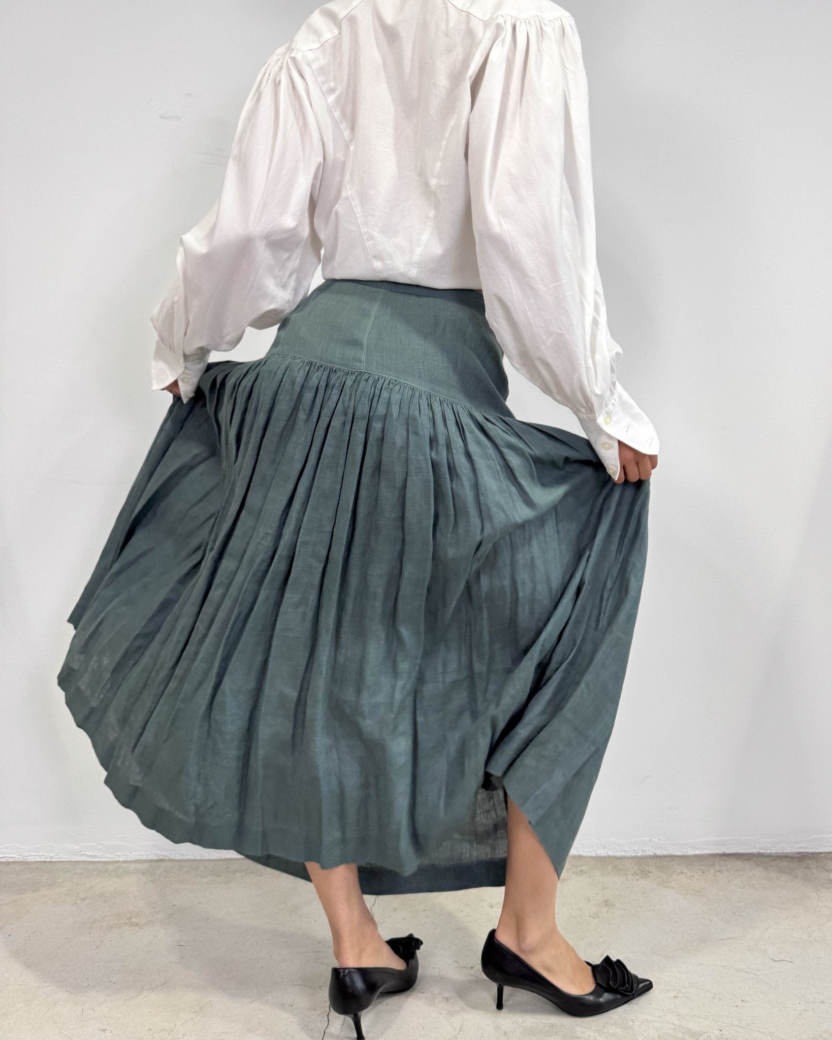 The lizbeth skirt