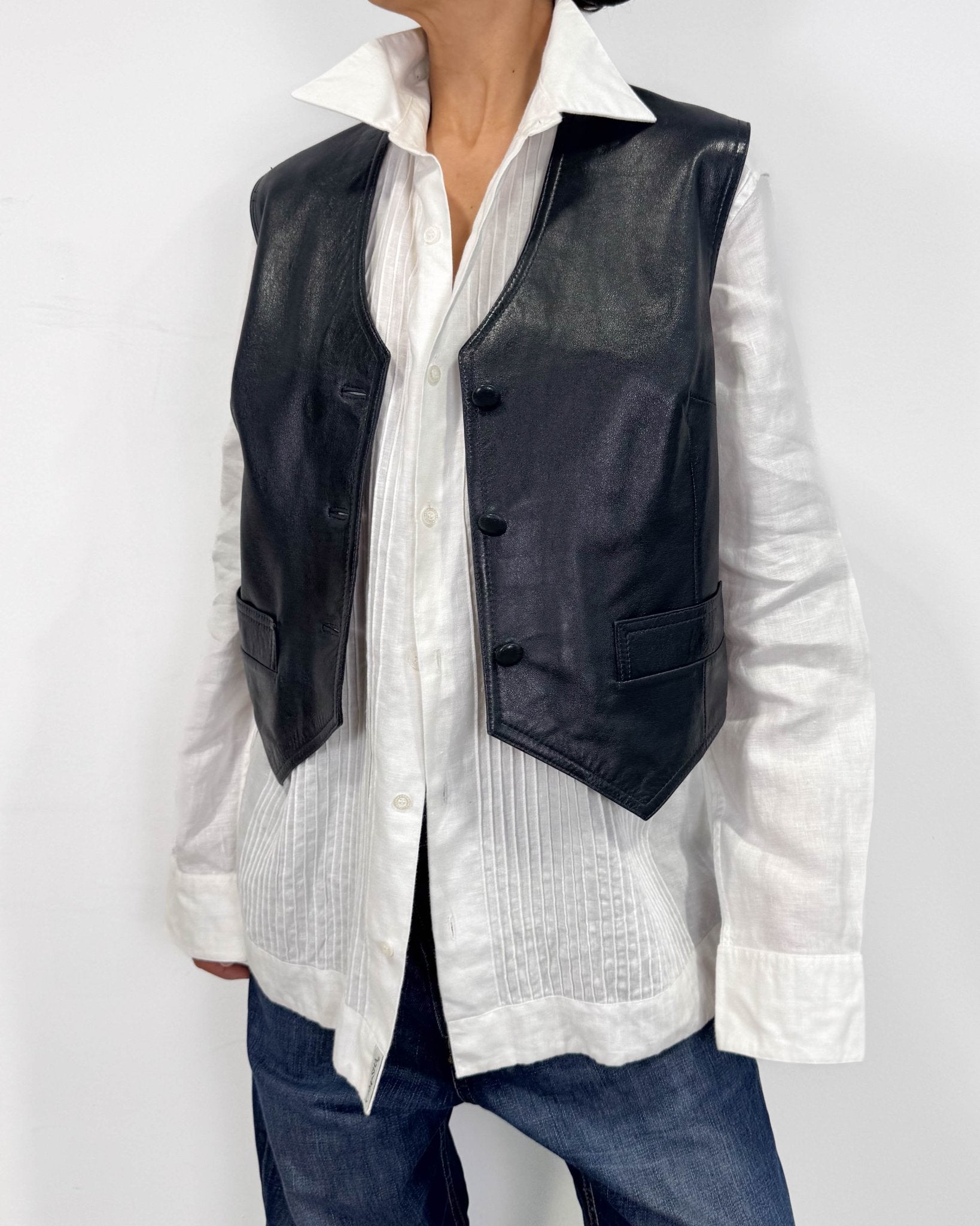 The loli vest