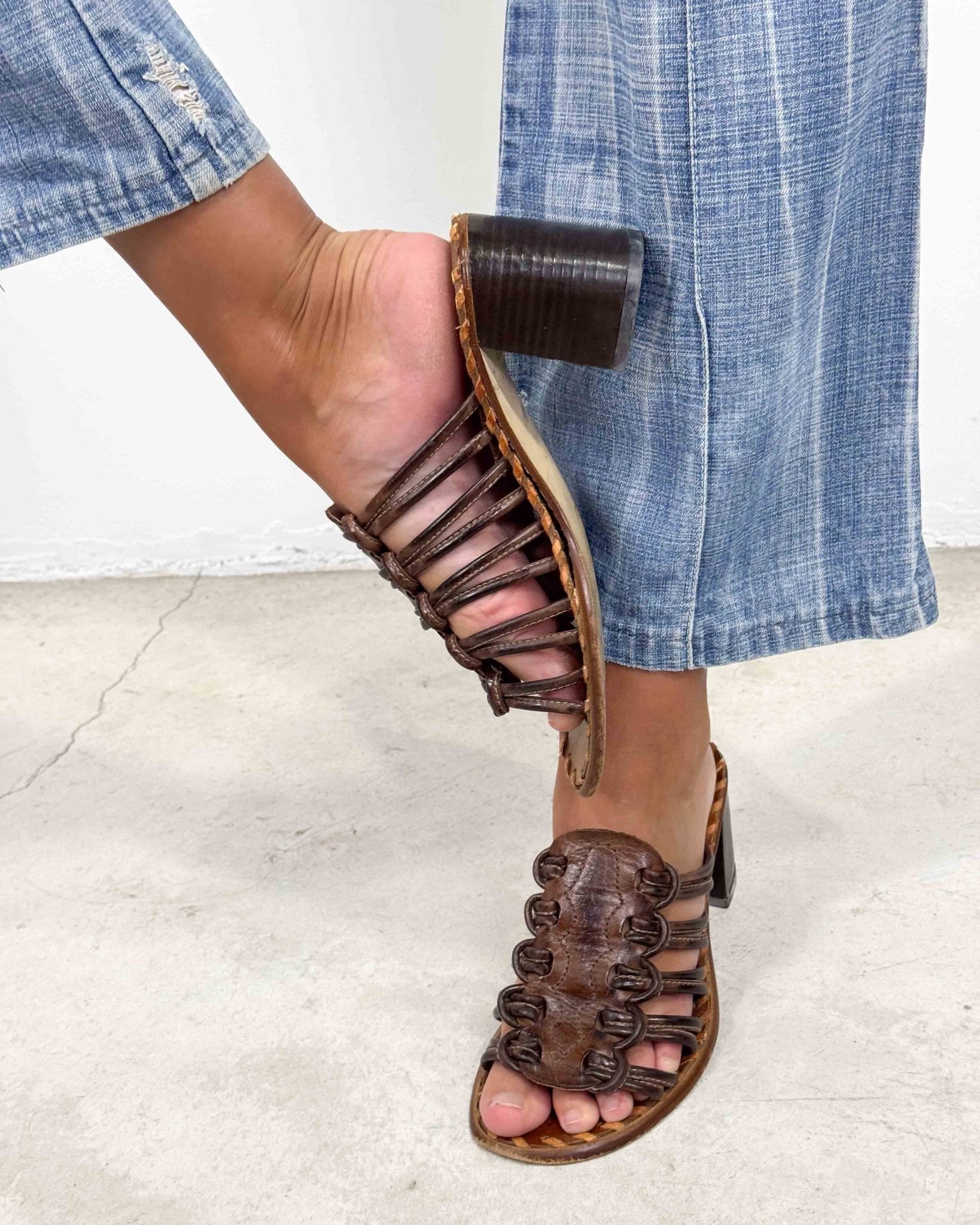 The lorraine leather sandals