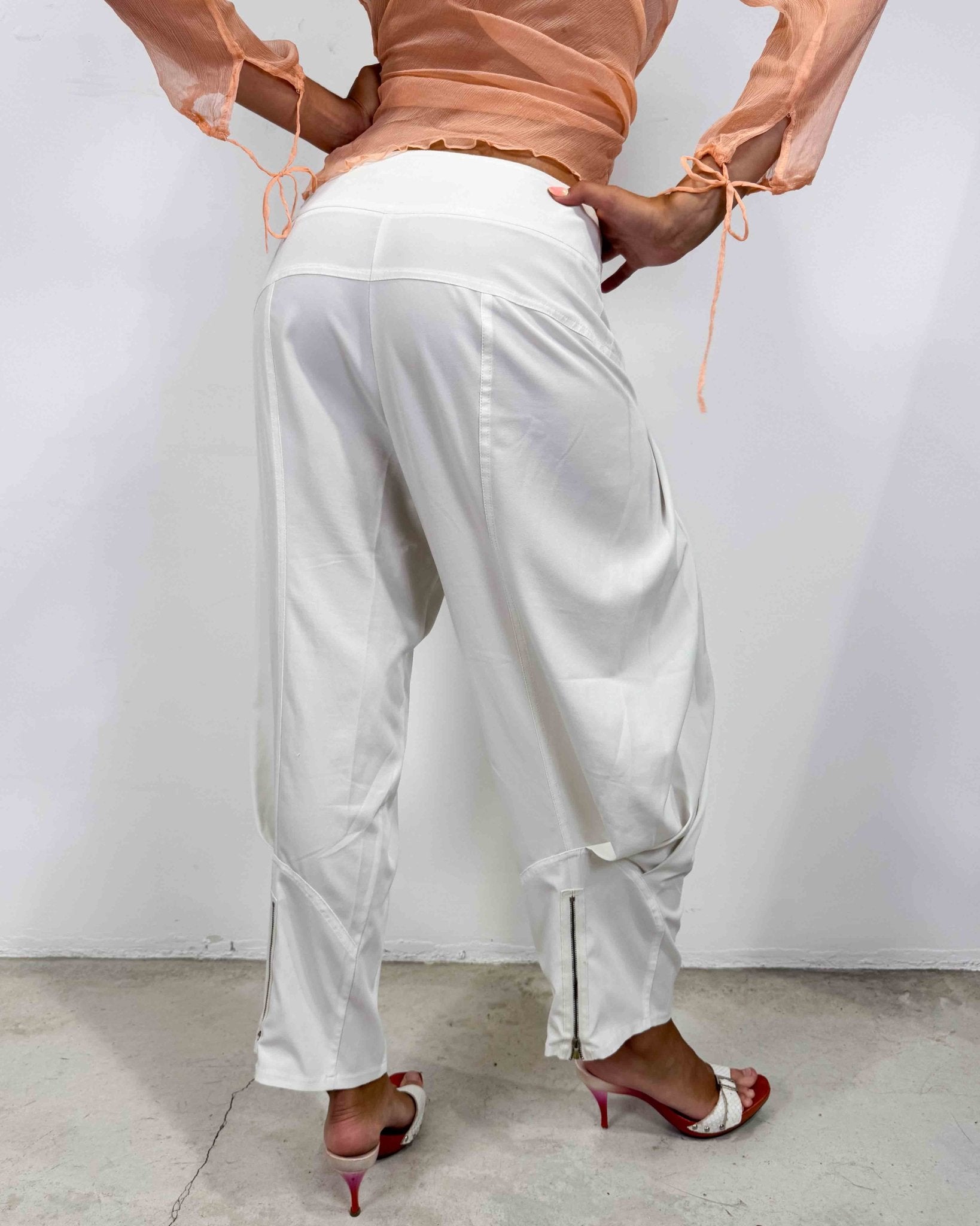 The lune pants