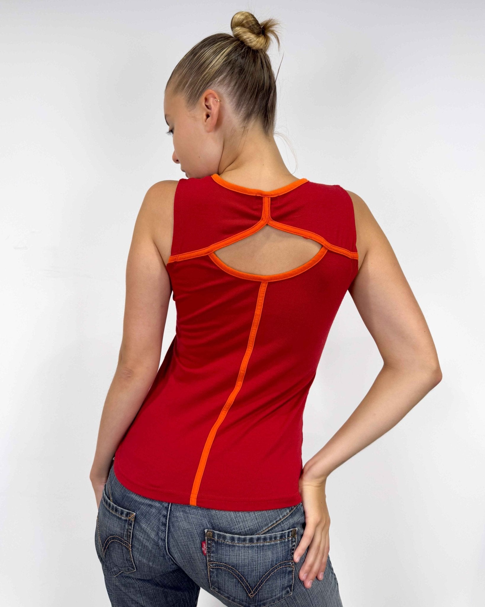 The nora top