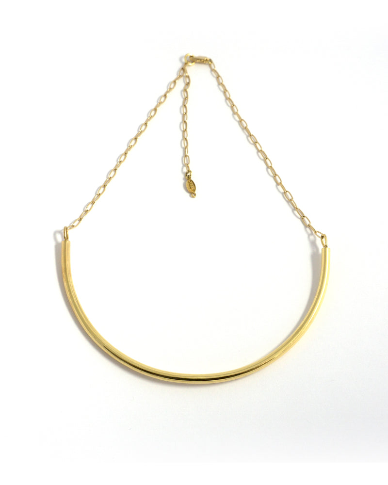 U necklace