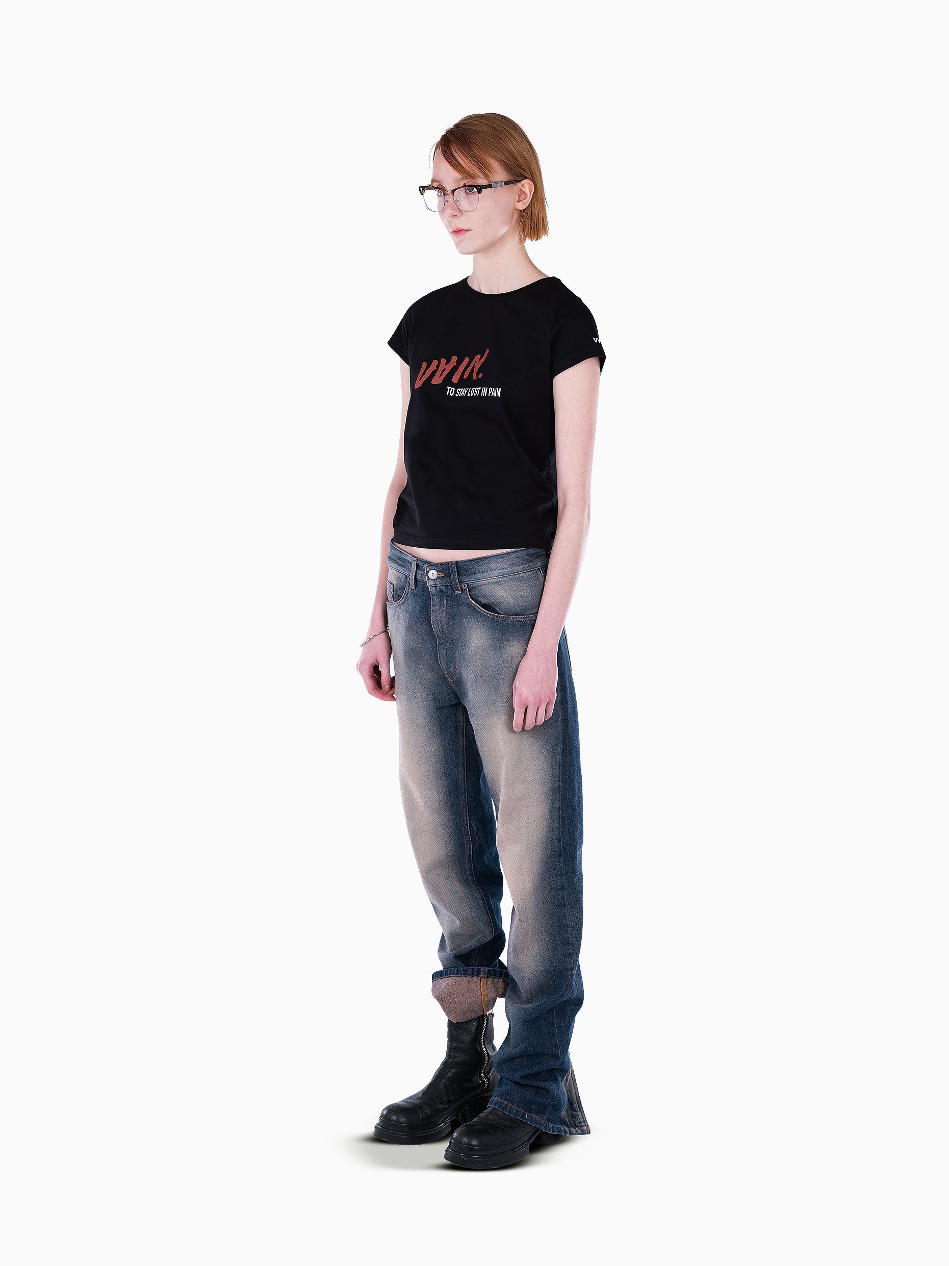 Vain stay lost in pain fitted t-shirt