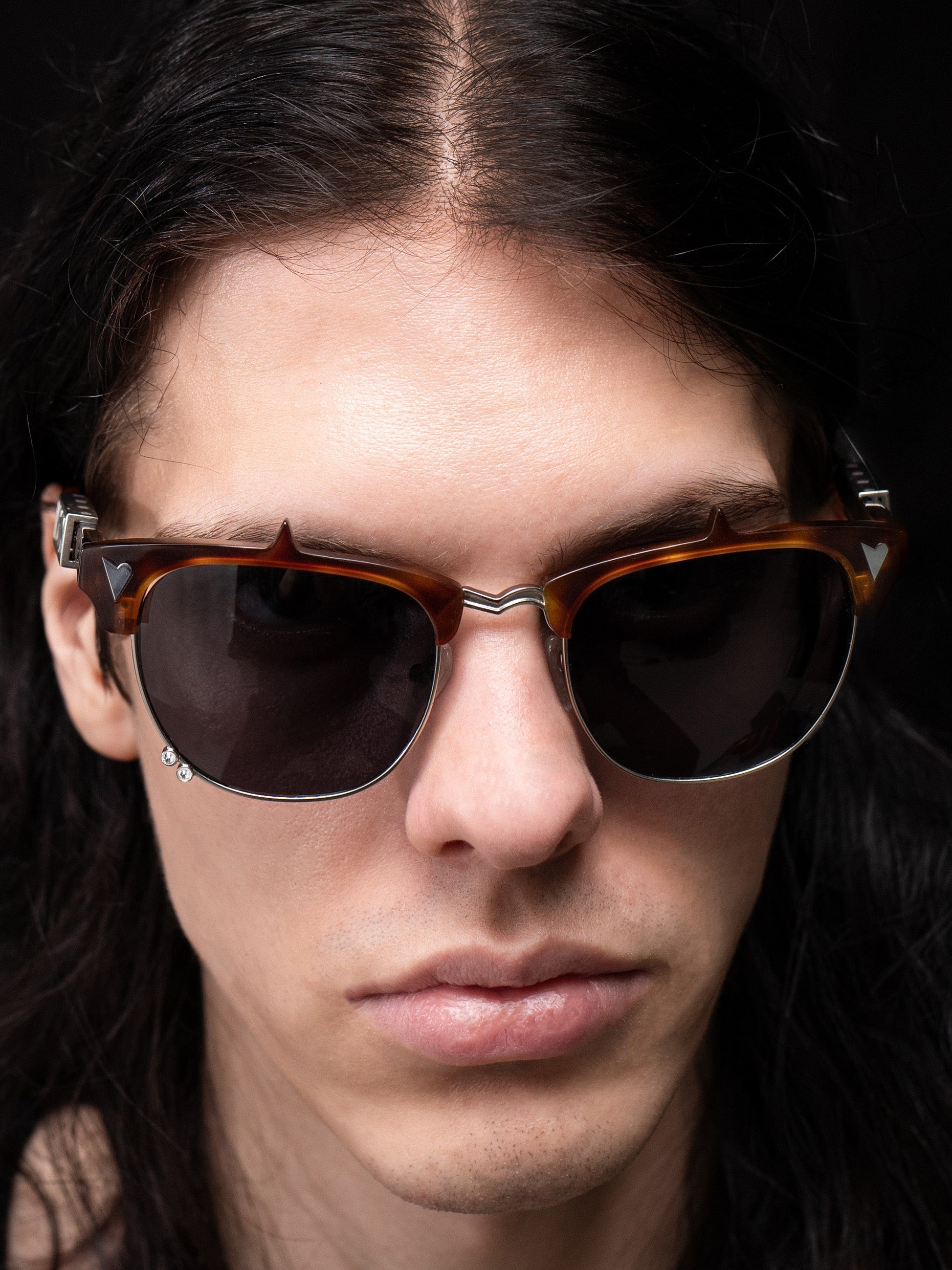 Vain hard eye glasses tortoise