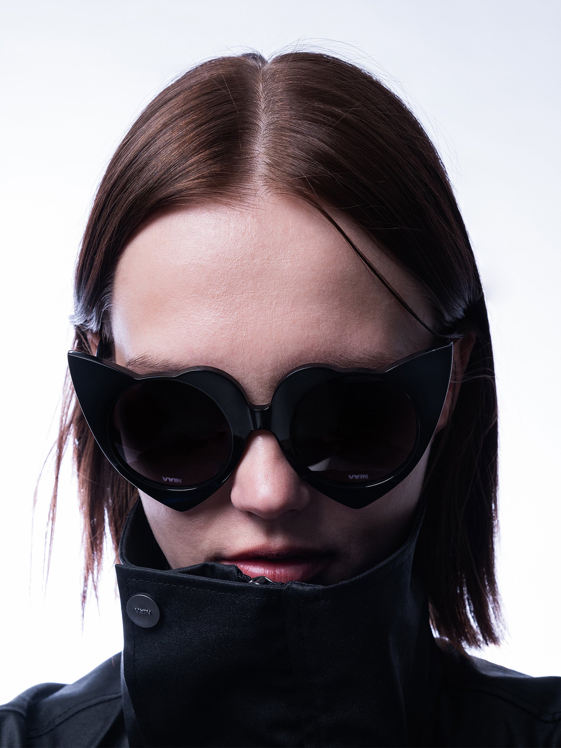 Vain heart sunglasses black