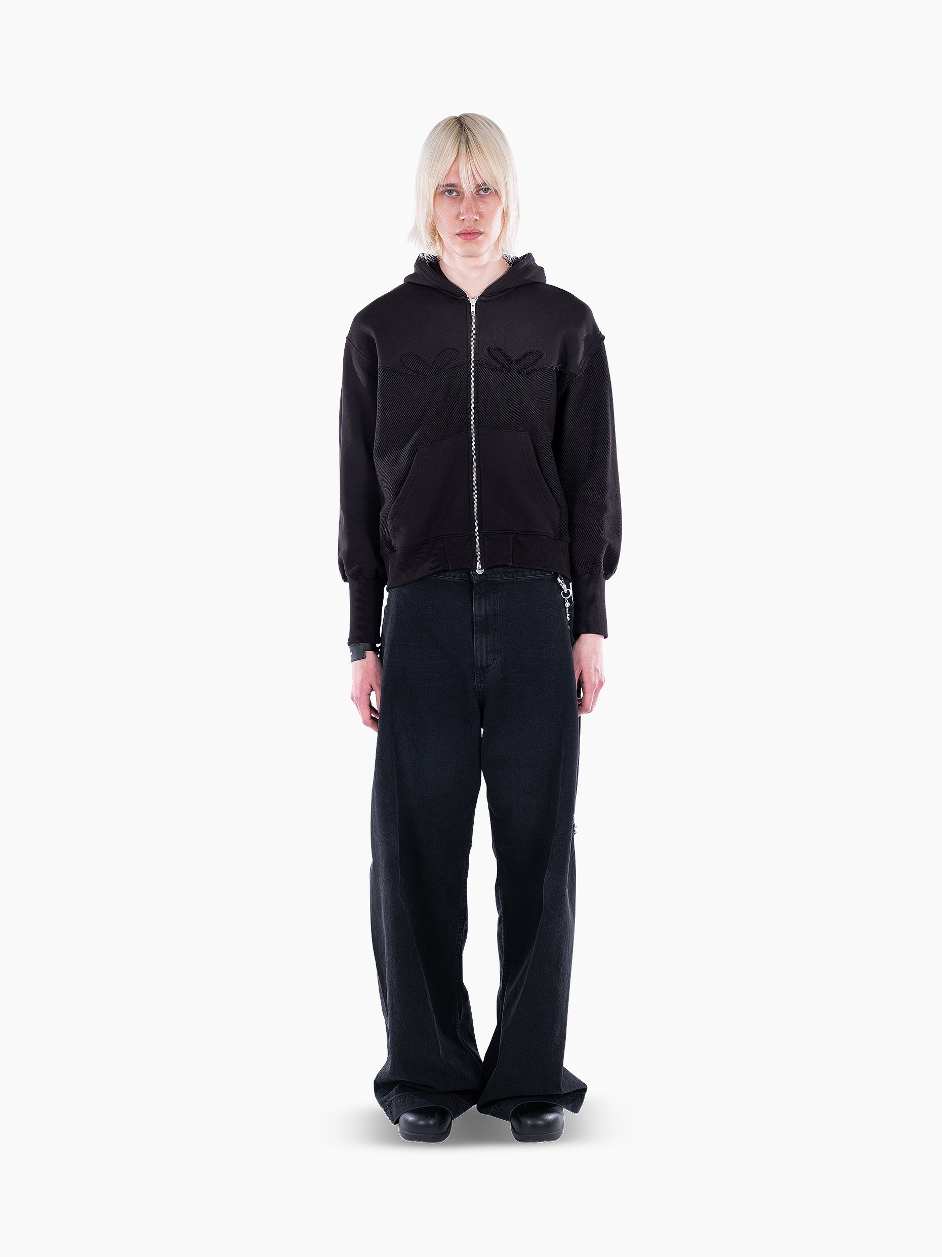 Vain distressed hoodie black