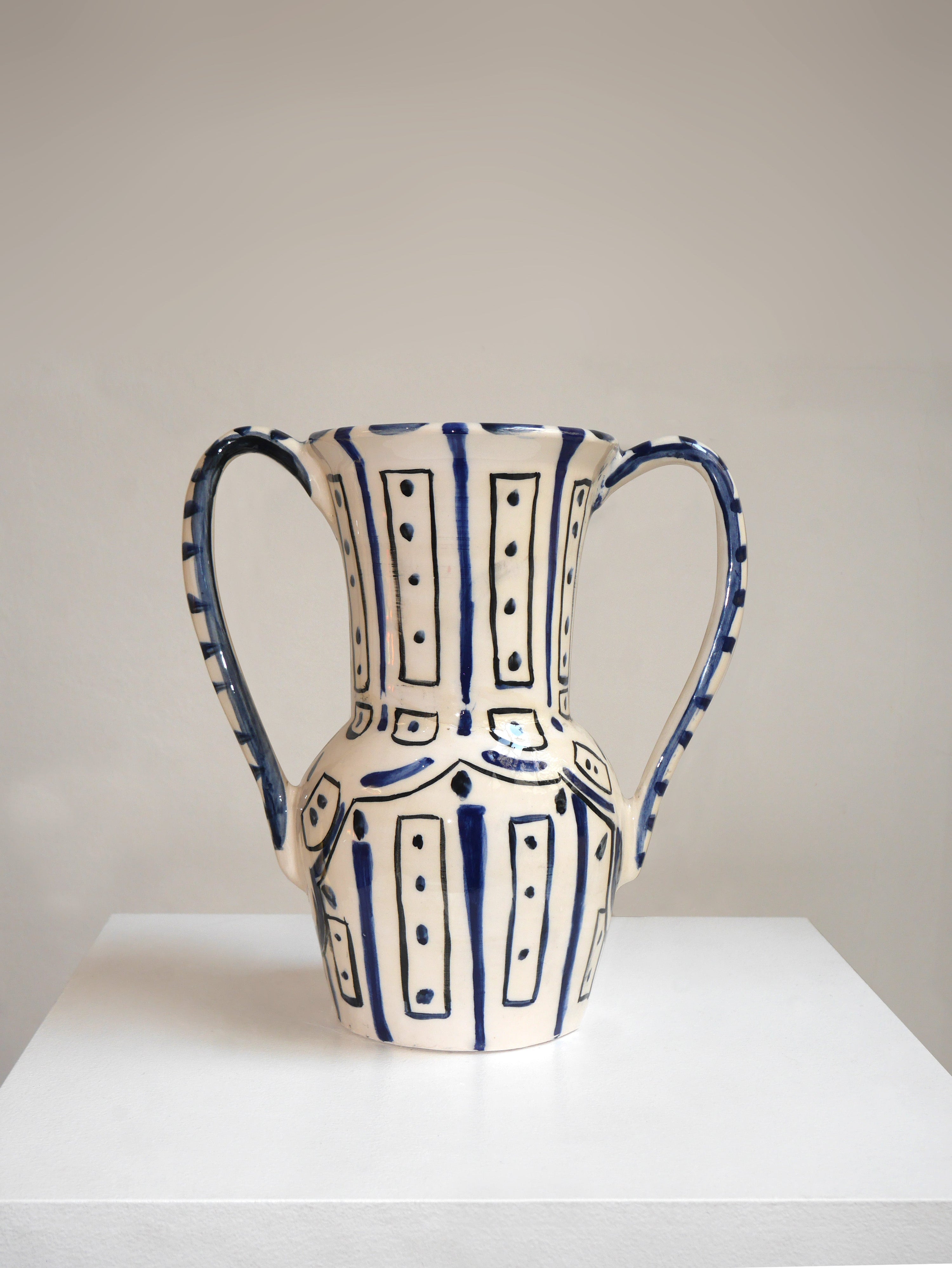 Vase 2