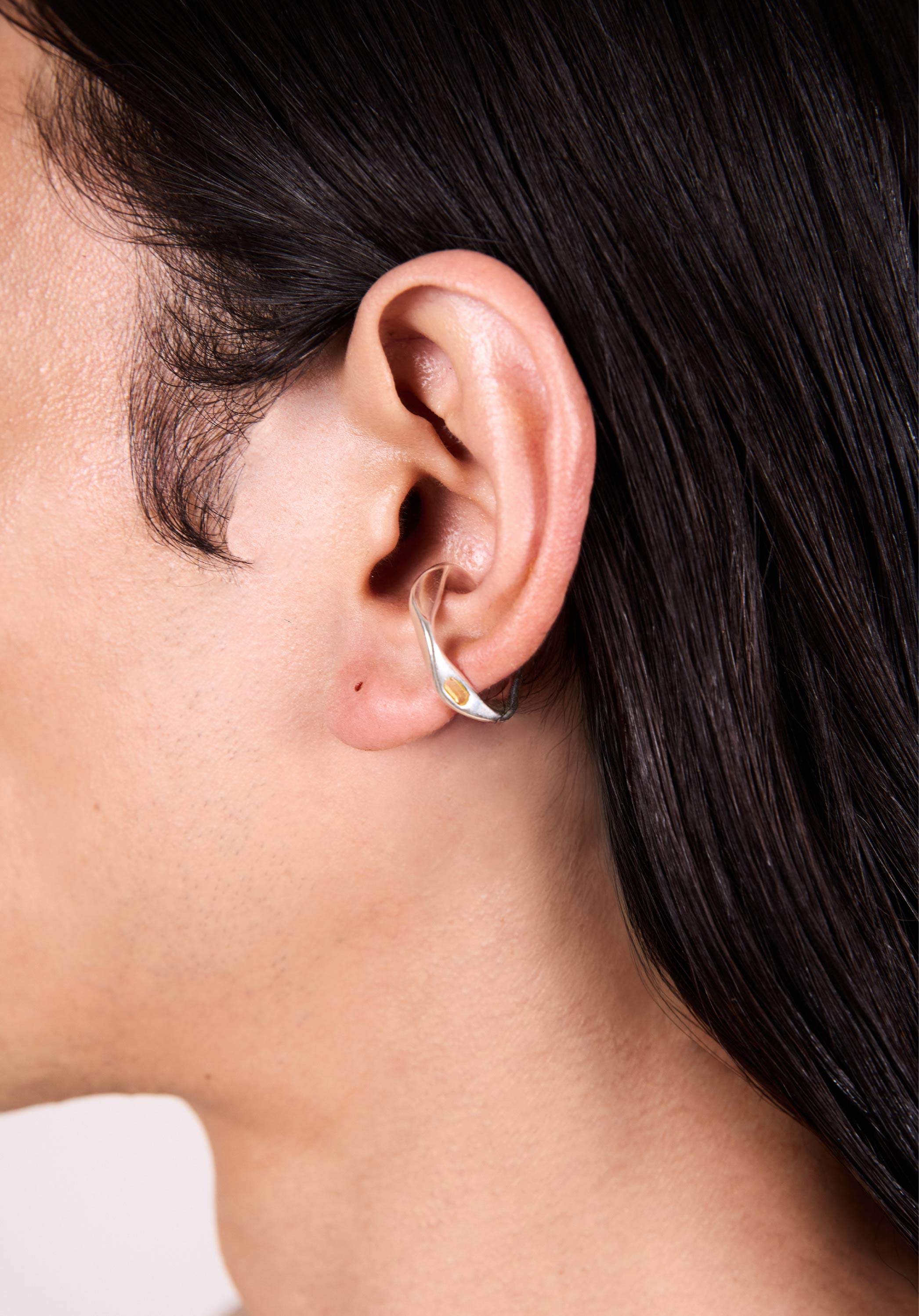 Wave citrine earcuff