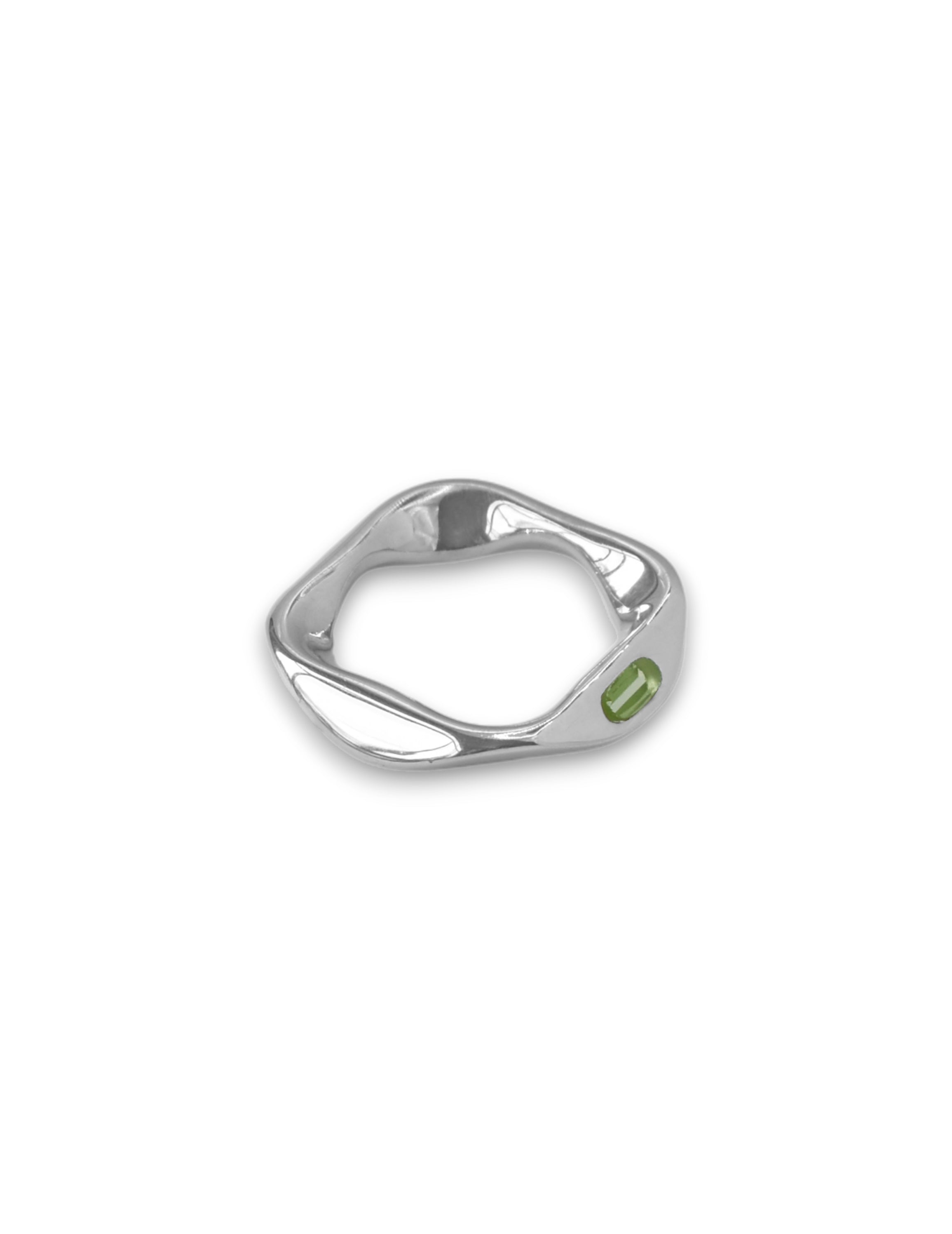 Wave peridot ring
