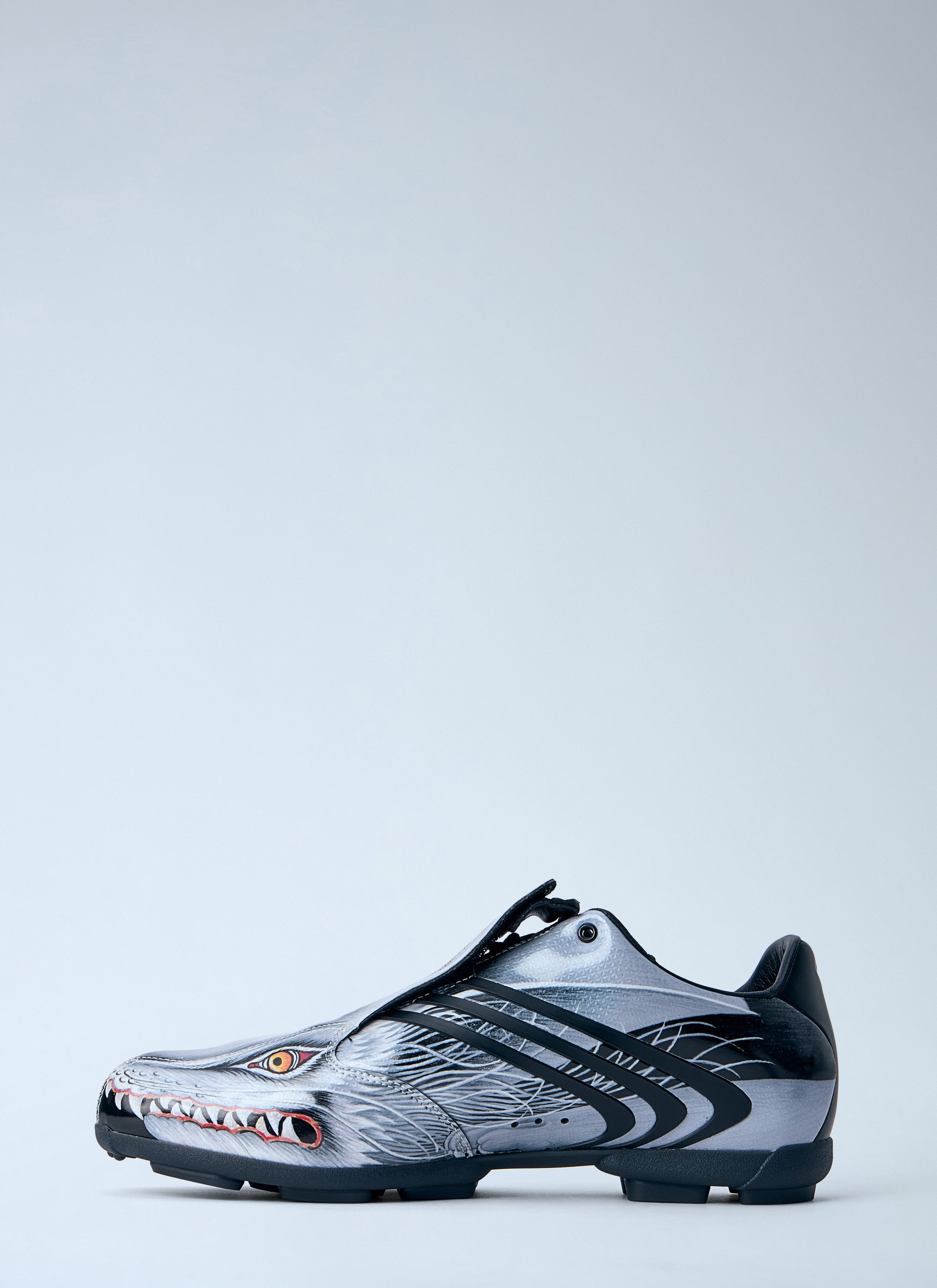 F50 tunit beast sneakers