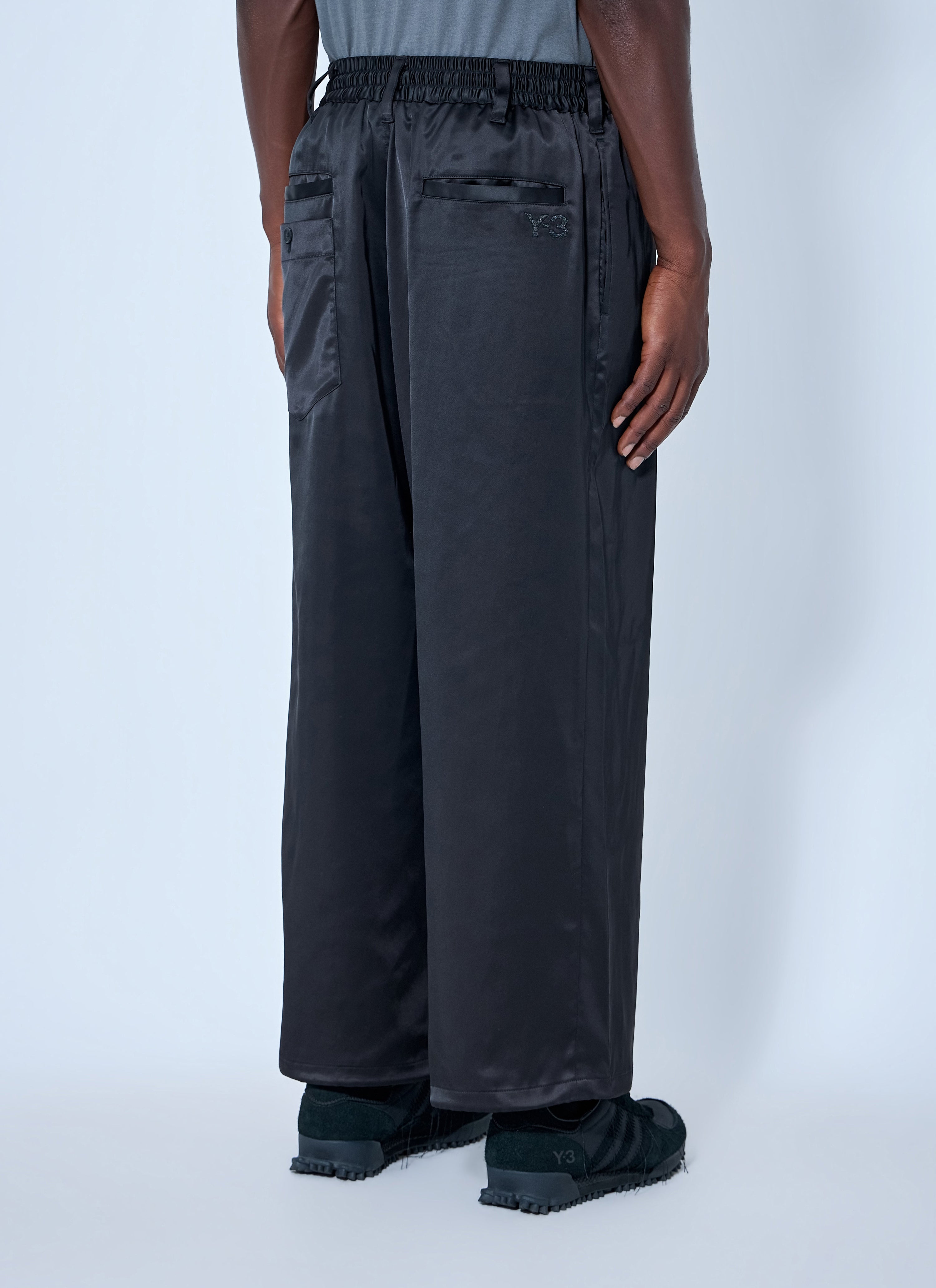Elasticated waist wide-leg trousers