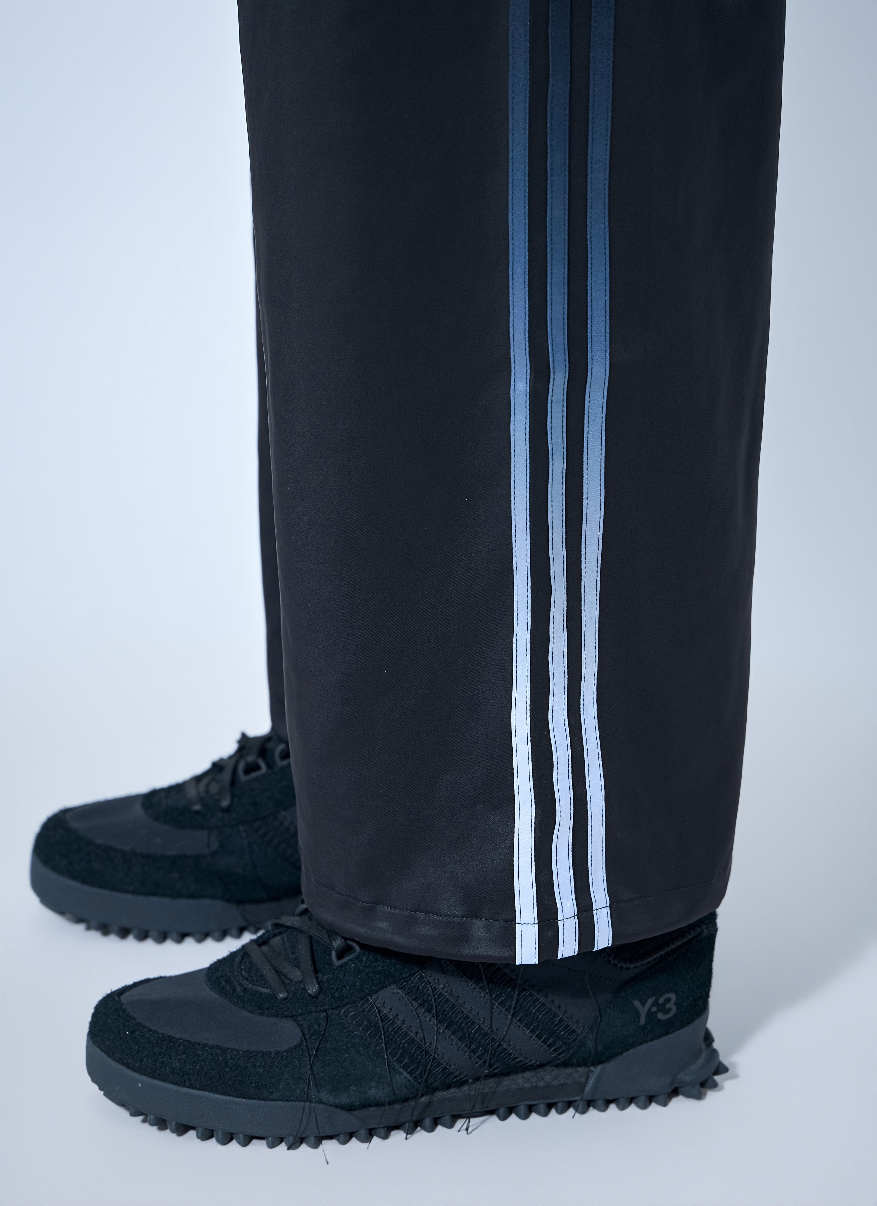 Elasticated waist wide-leg trousers