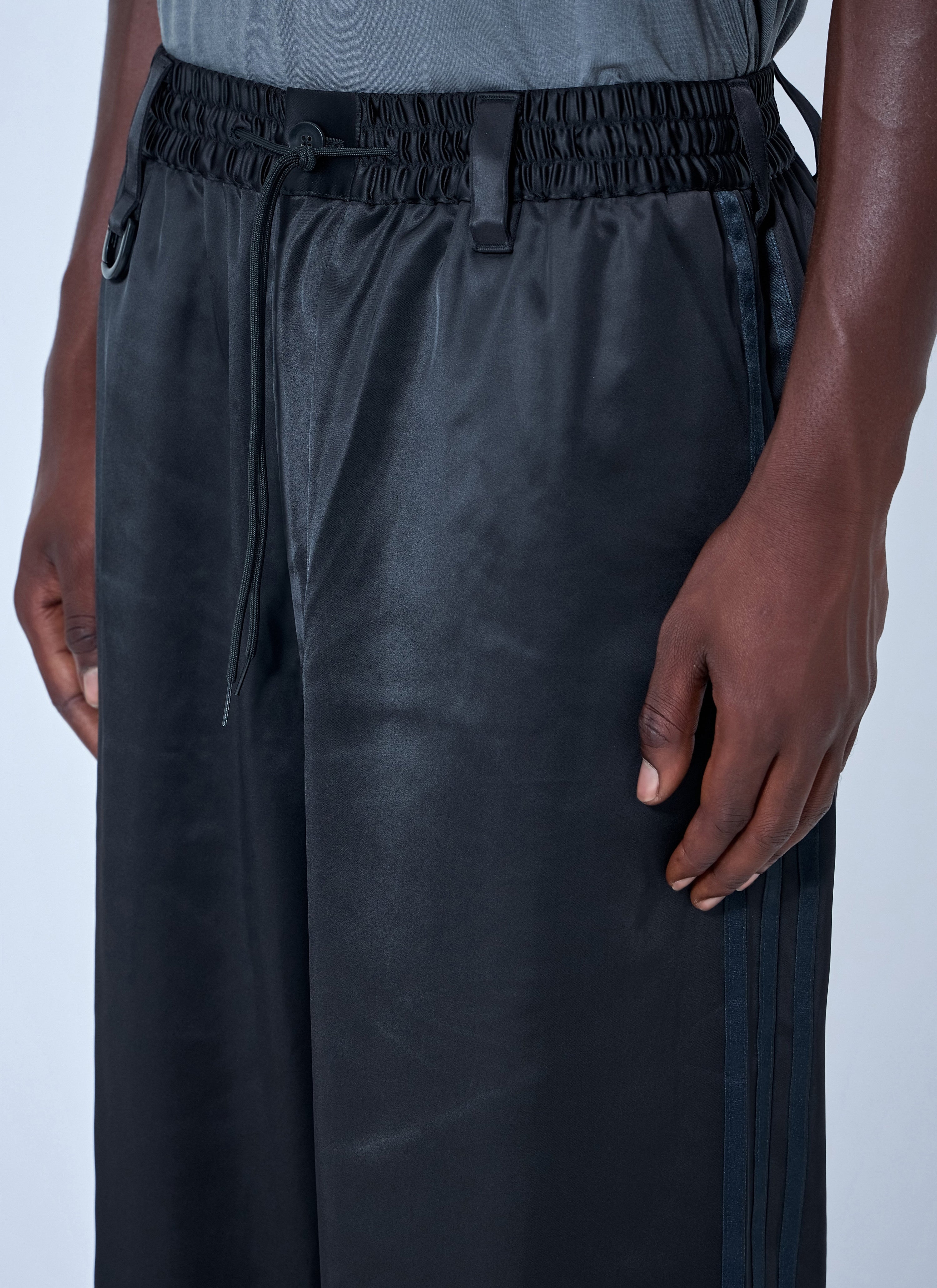 Elasticated waist wide-leg trousers